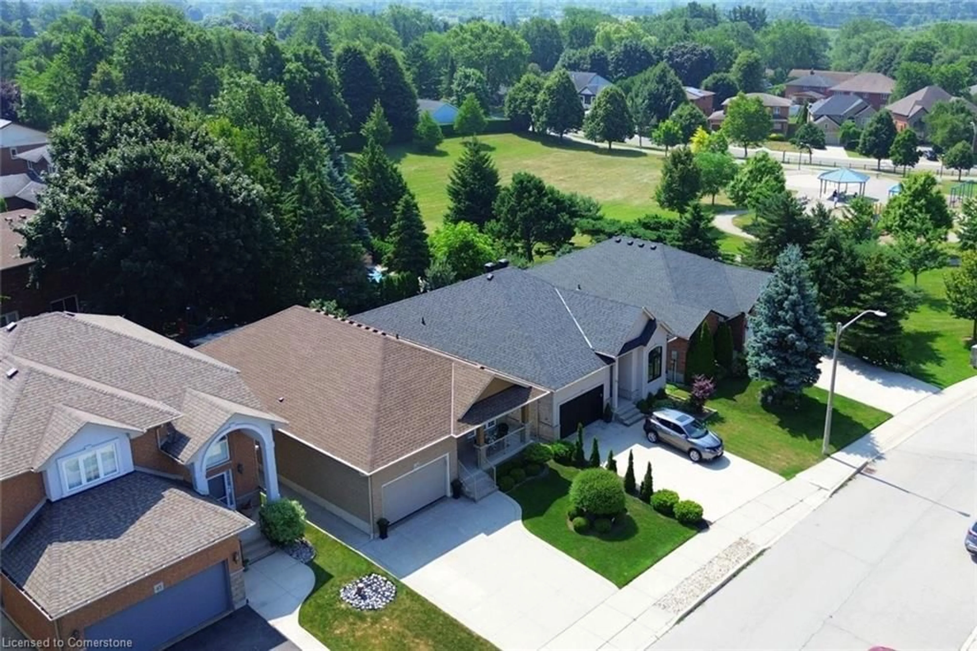 A pic from outside/outdoor area/front of a property/back of a property/a pic from drone, street for 49 Krieghoff Dr, Hamilton Ontario L9B 2L4