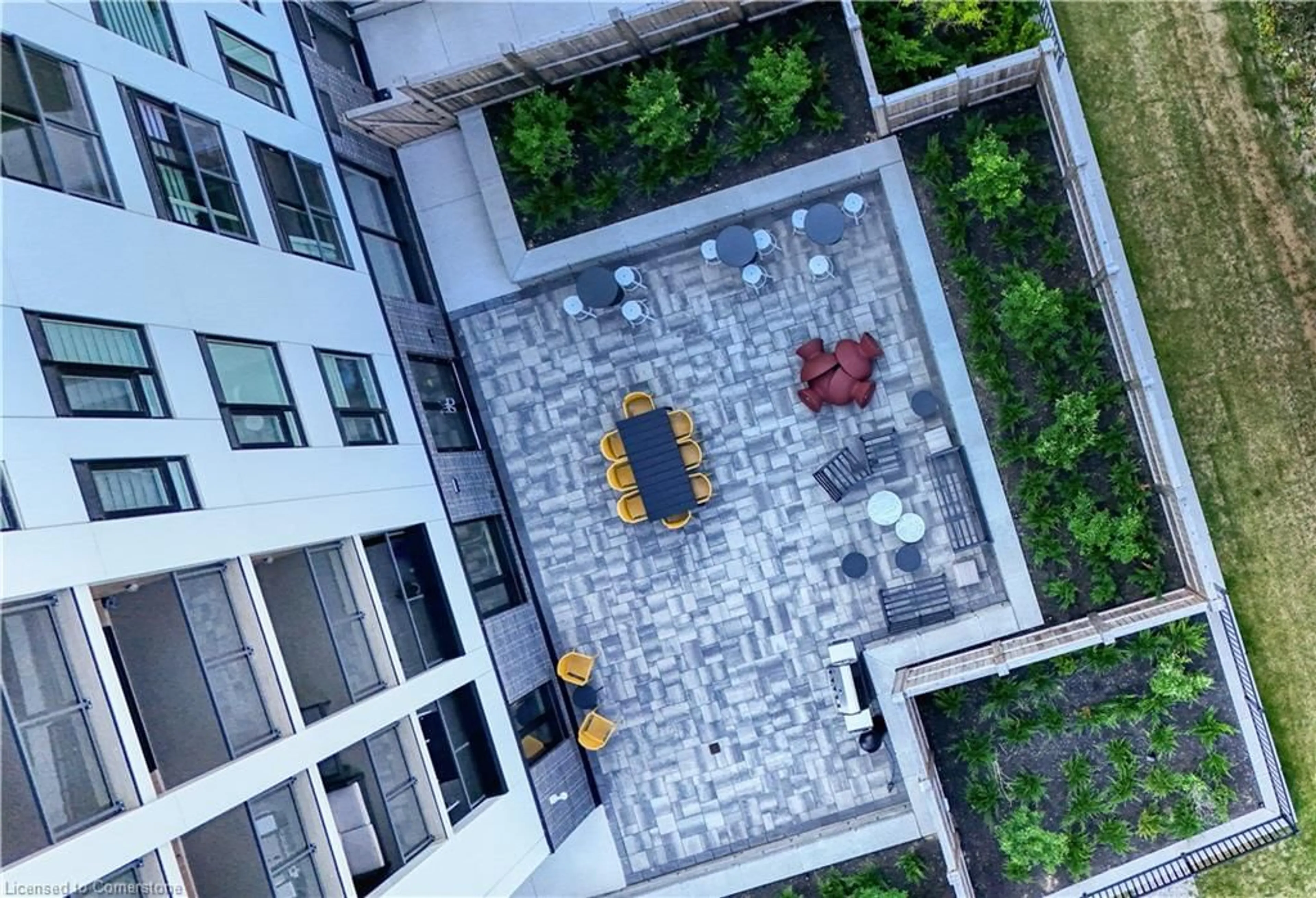 Patio, city buildings view from balcony for 1440 Clarriage Crt Crt, Milton Ontario L9E 1B3