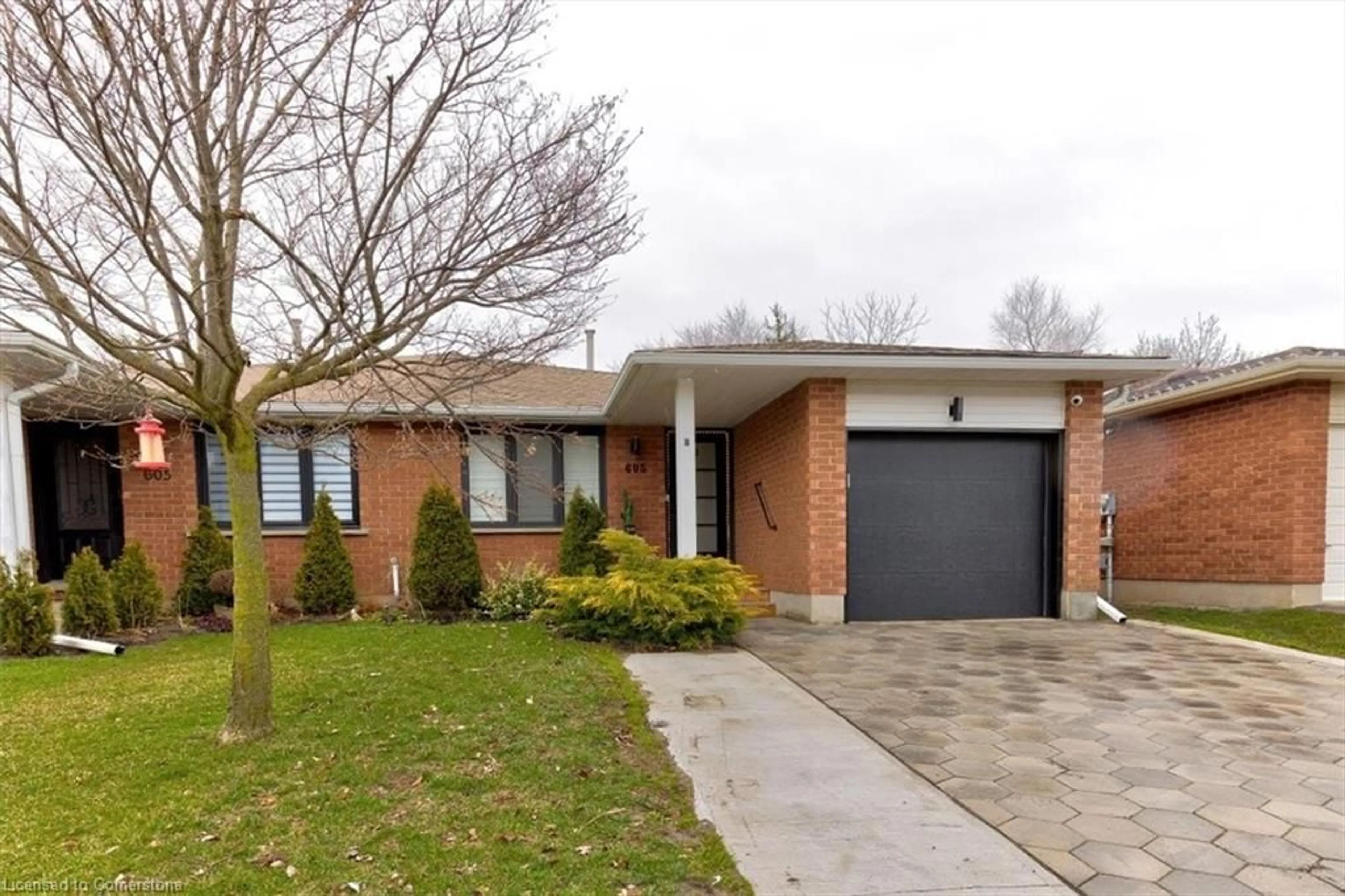 Home with brick exterior material, street for 605 Pinerow Cres #B, Waterloo Ontario N2T 2K6