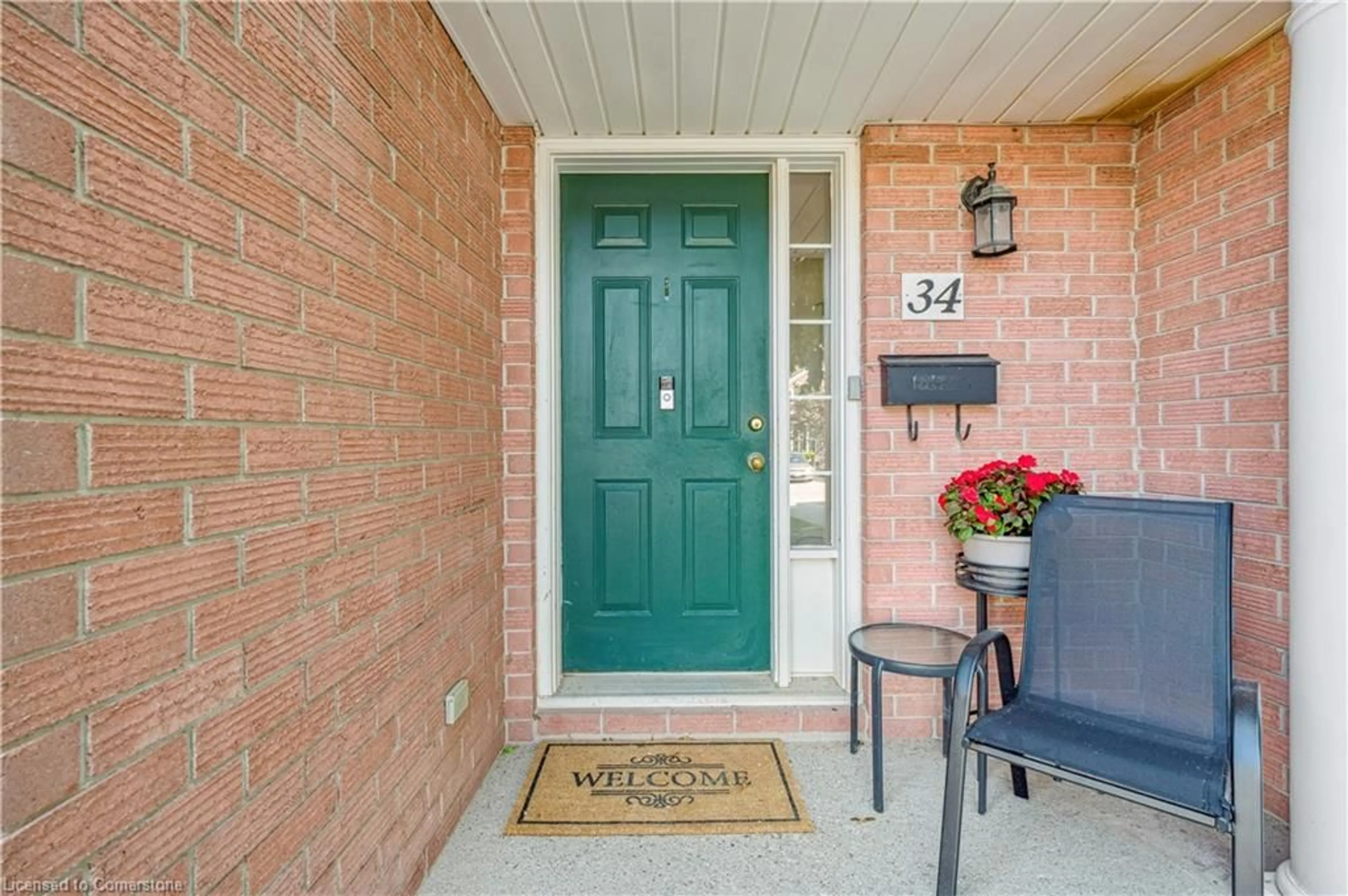 Indoor entryway for 465 Woolwich St #34, Waterloo Ontario N2K 3S4