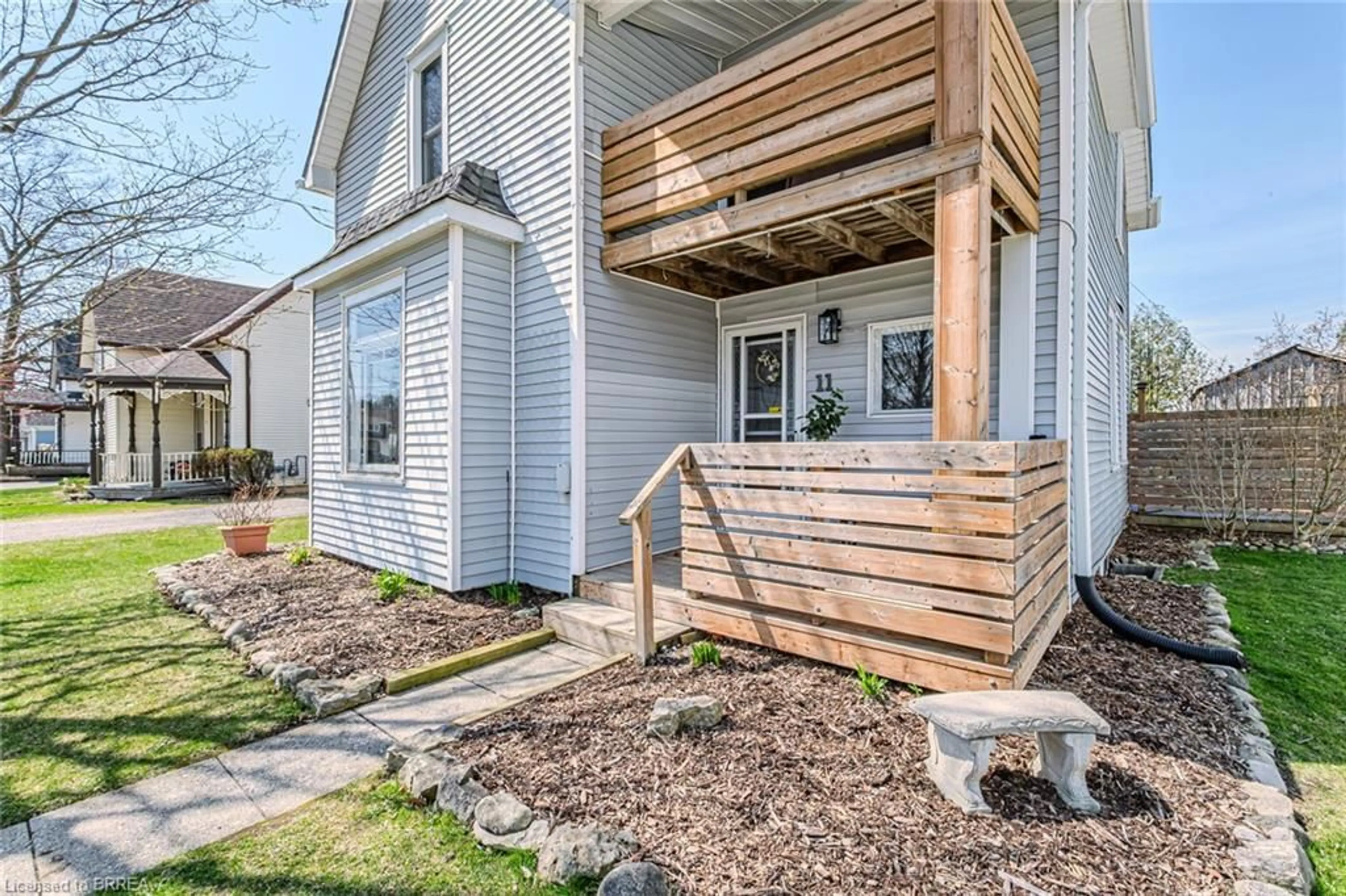 Unknown for 11 Alexander St, Burford Ontario N0E 1A0