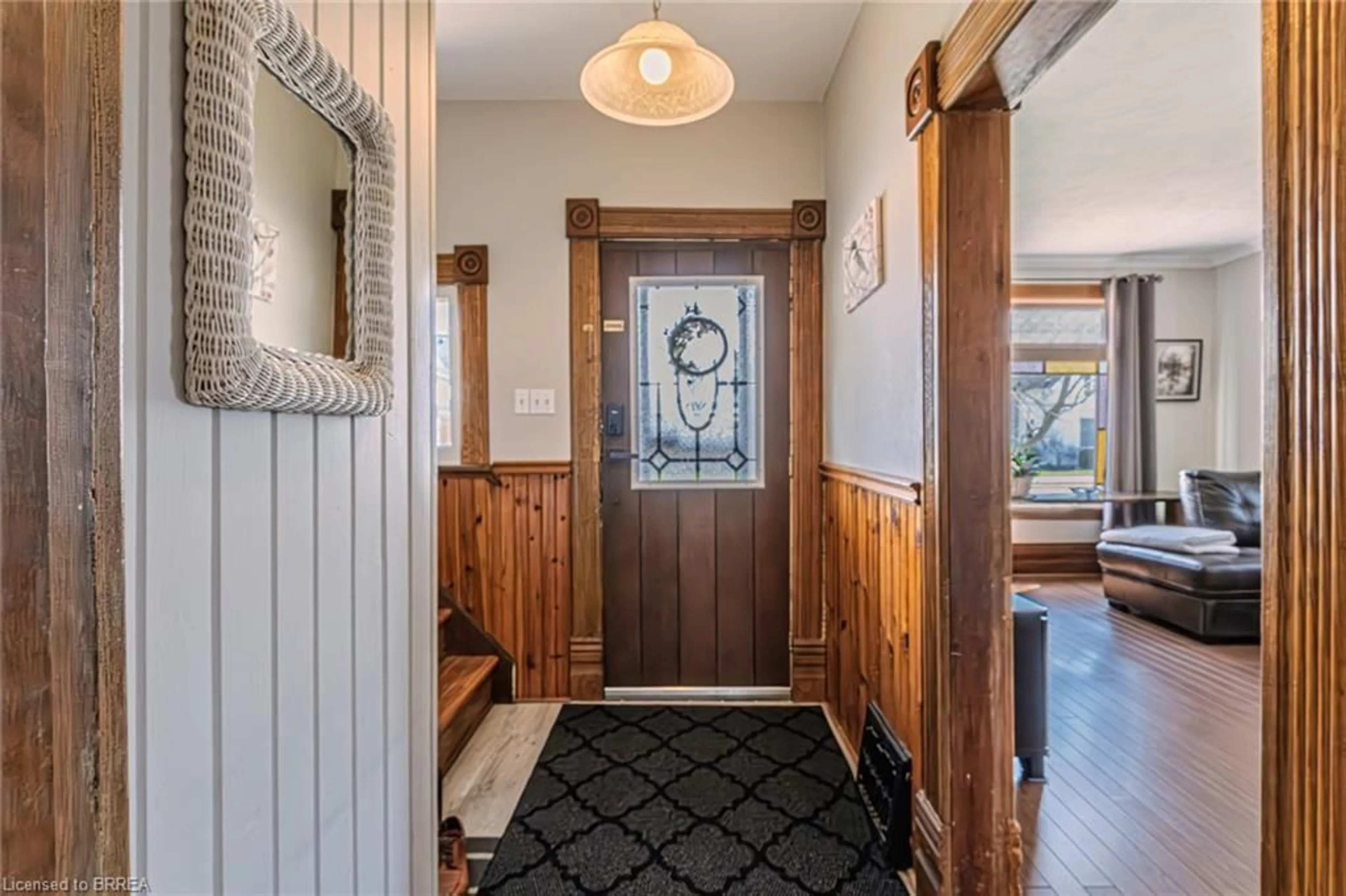 Indoor entryway for 11 Alexander St, Burford Ontario N0E 1A0