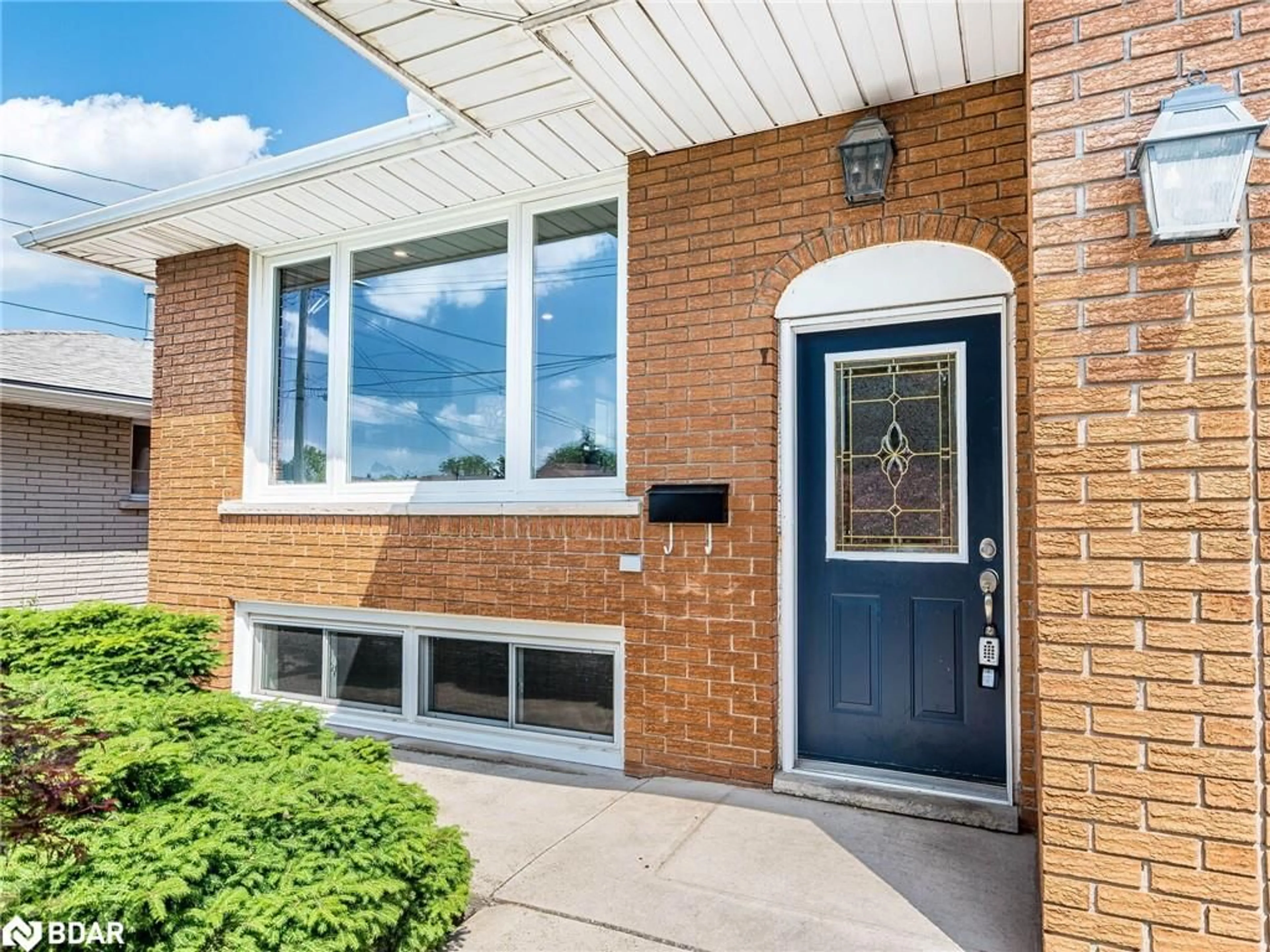 Home with brick exterior material, street for 237 Highridge Ave, Hamilton Ontario L8E 3P6