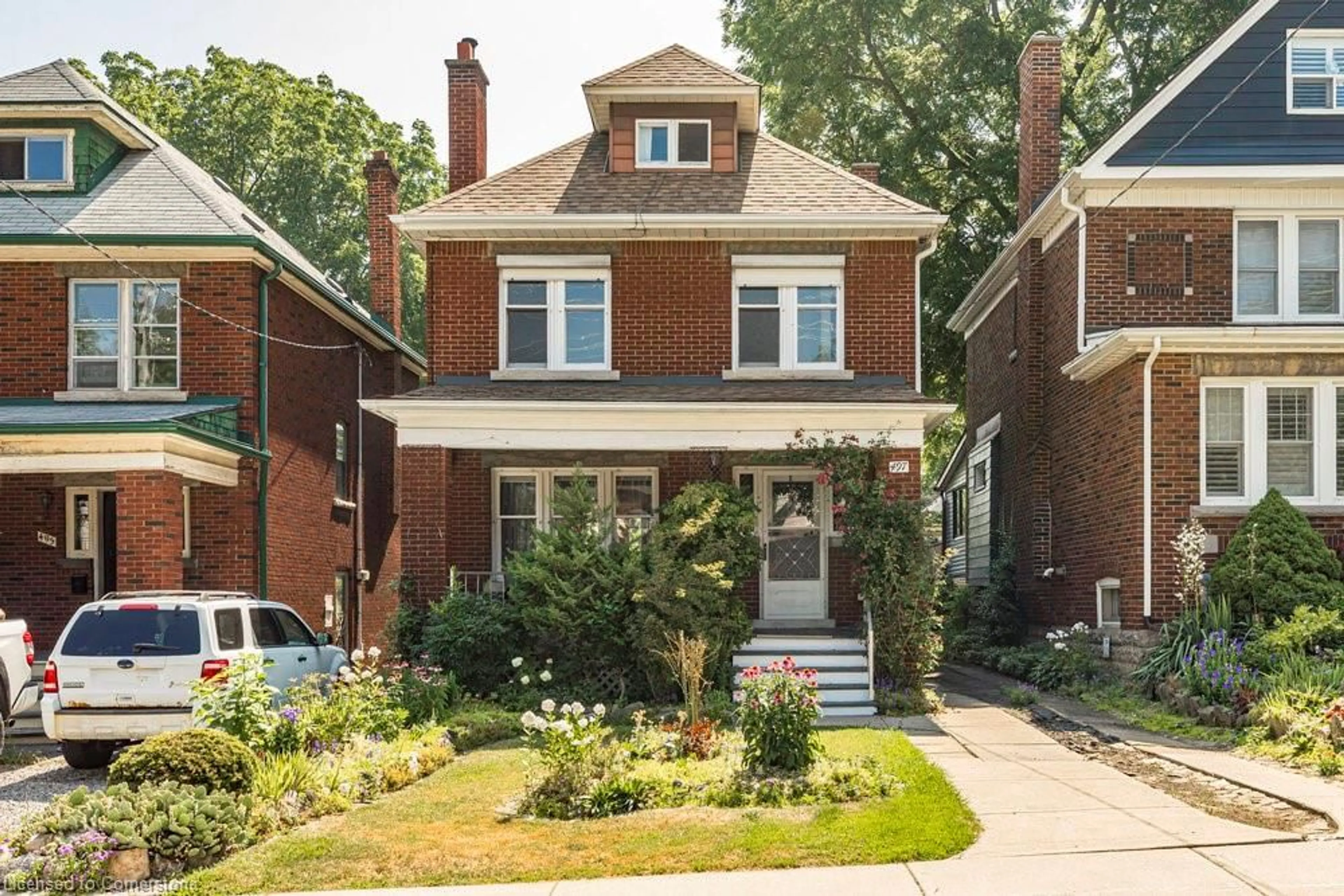 Home with brick exterior material, street for 497 Dundurn St, Hamilton Ontario L8P 4M2