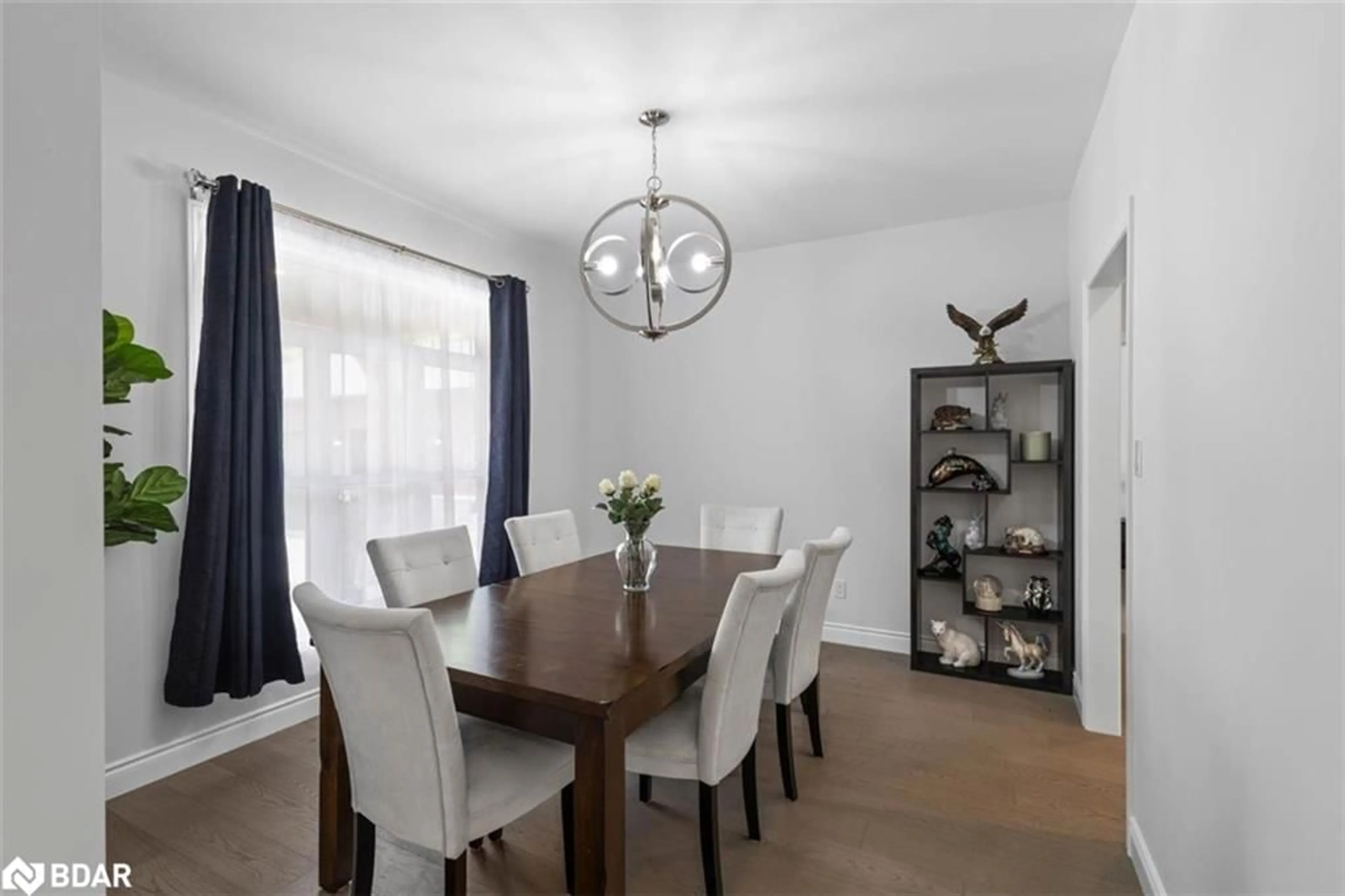 Dining room, wood/laminate floor for 51 Morrow Rd, Hastings Ontario K0L 1Y0