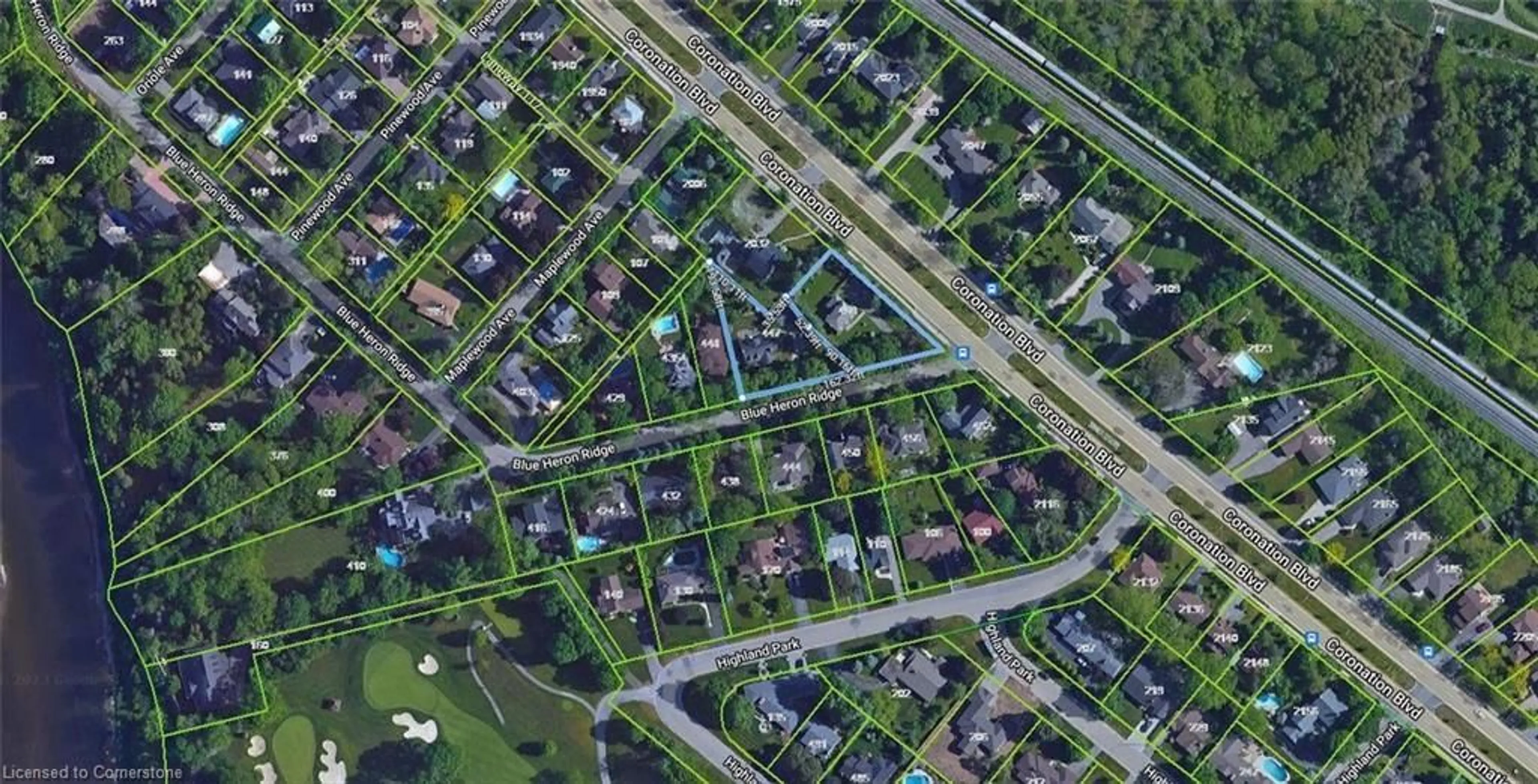 A pic from outside/outdoor area/front of a property/back of a property/a pic from drone, street for 459 Blue Heron Ridge, Cambridge Ontario N3H 2M6
