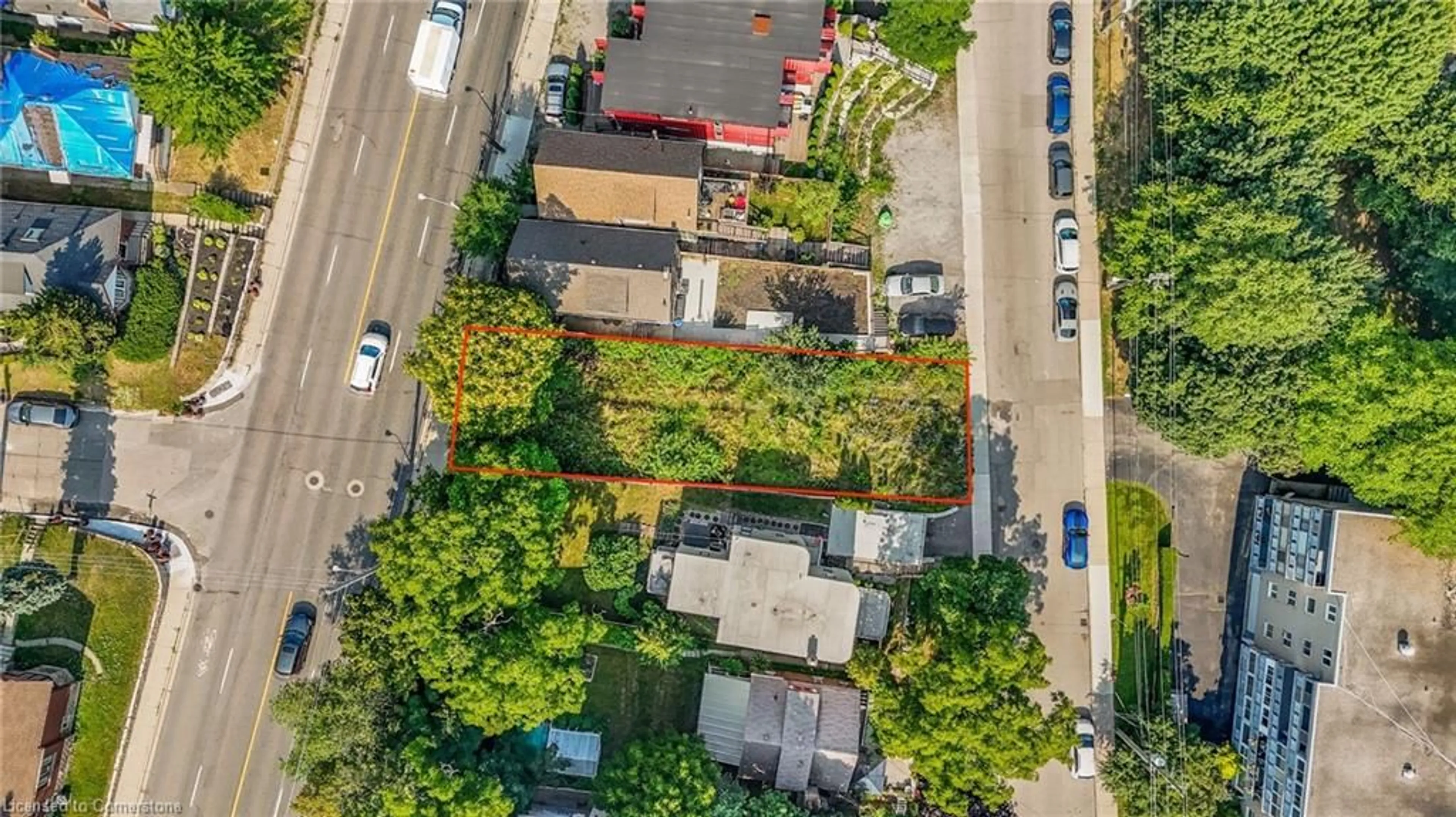 A pic from outside/outdoor area/front of a property/back of a property/a pic from drone, street for 84 St. Joseph's Dr, Hamilton Ontario L8N 2E7