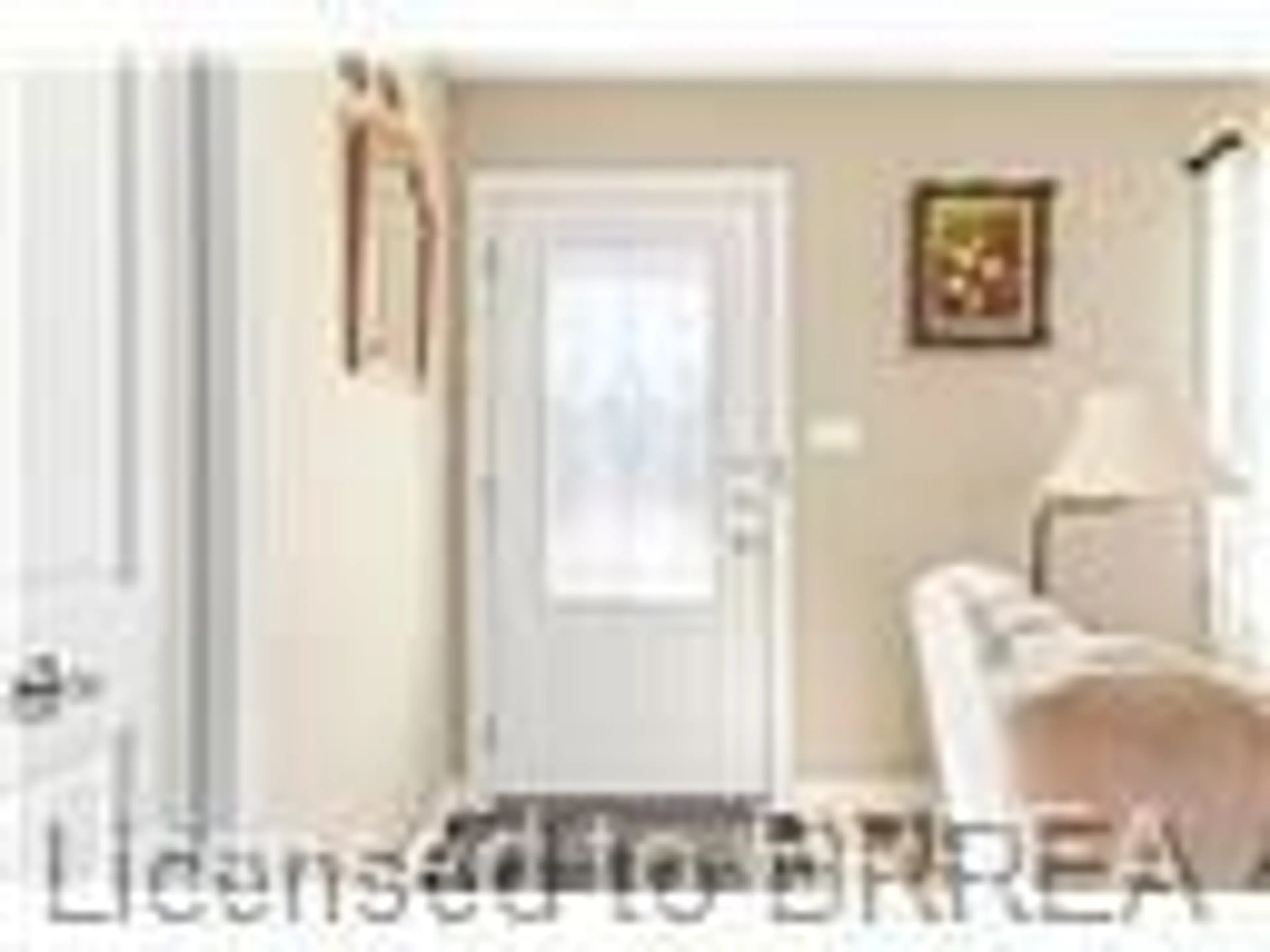 Indoor entryway for 24 Trinity Lane, Waterford Ontario N0E 1Y0
