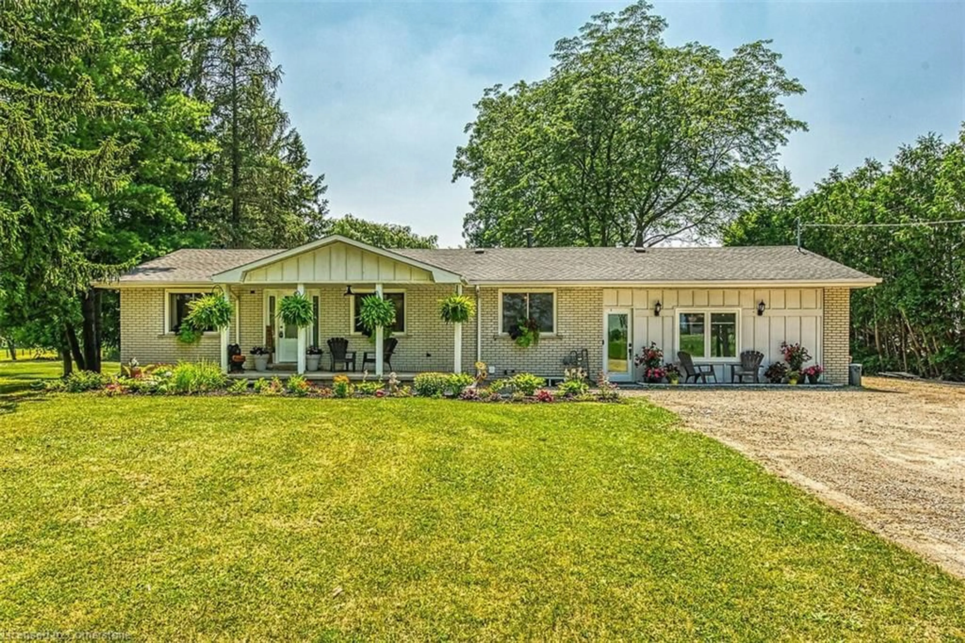 Home with vinyl exterior material, street for 25 Haldibrook Rd, Caledonia Ontario N3W 1M9