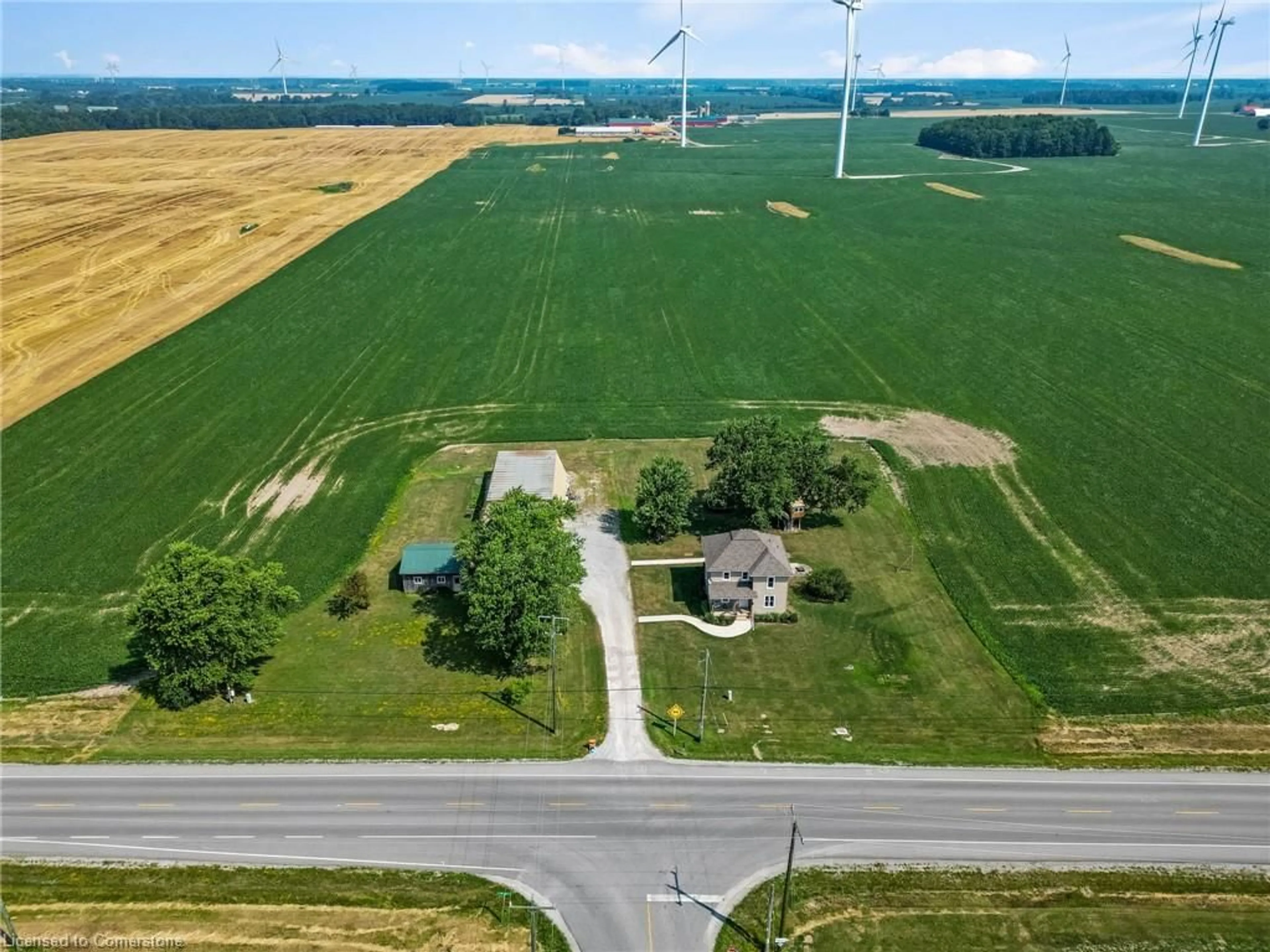 A pic from outside/outdoor area/front of a property/back of a property/a pic from drone, unknown for 3647 Rainham Rd, Selkirk Ontario N0A 1P0