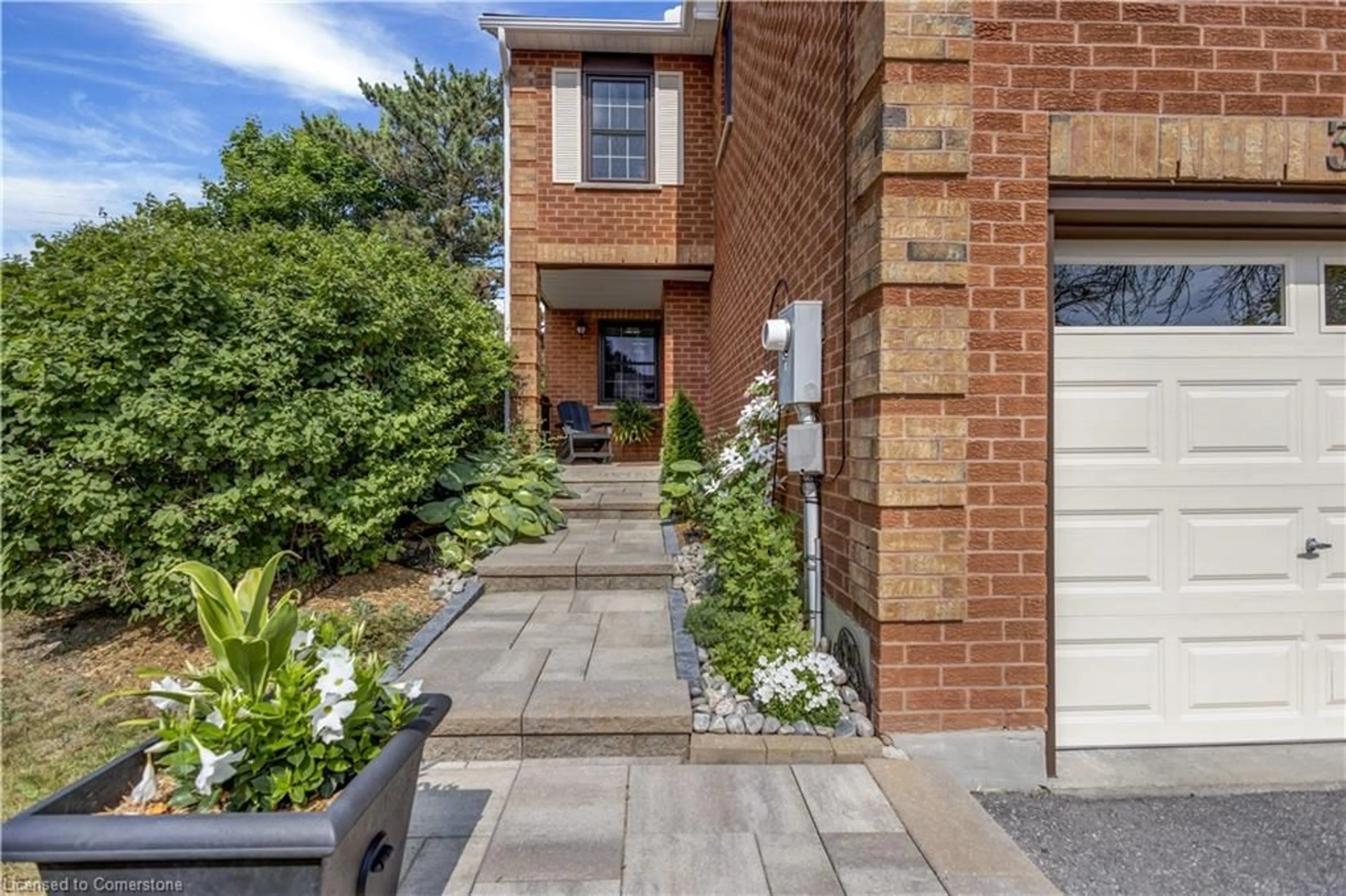 Home with brick exterior material, street for 302 Wilkes Crt #24, Aurora Ontario L4G 6G6