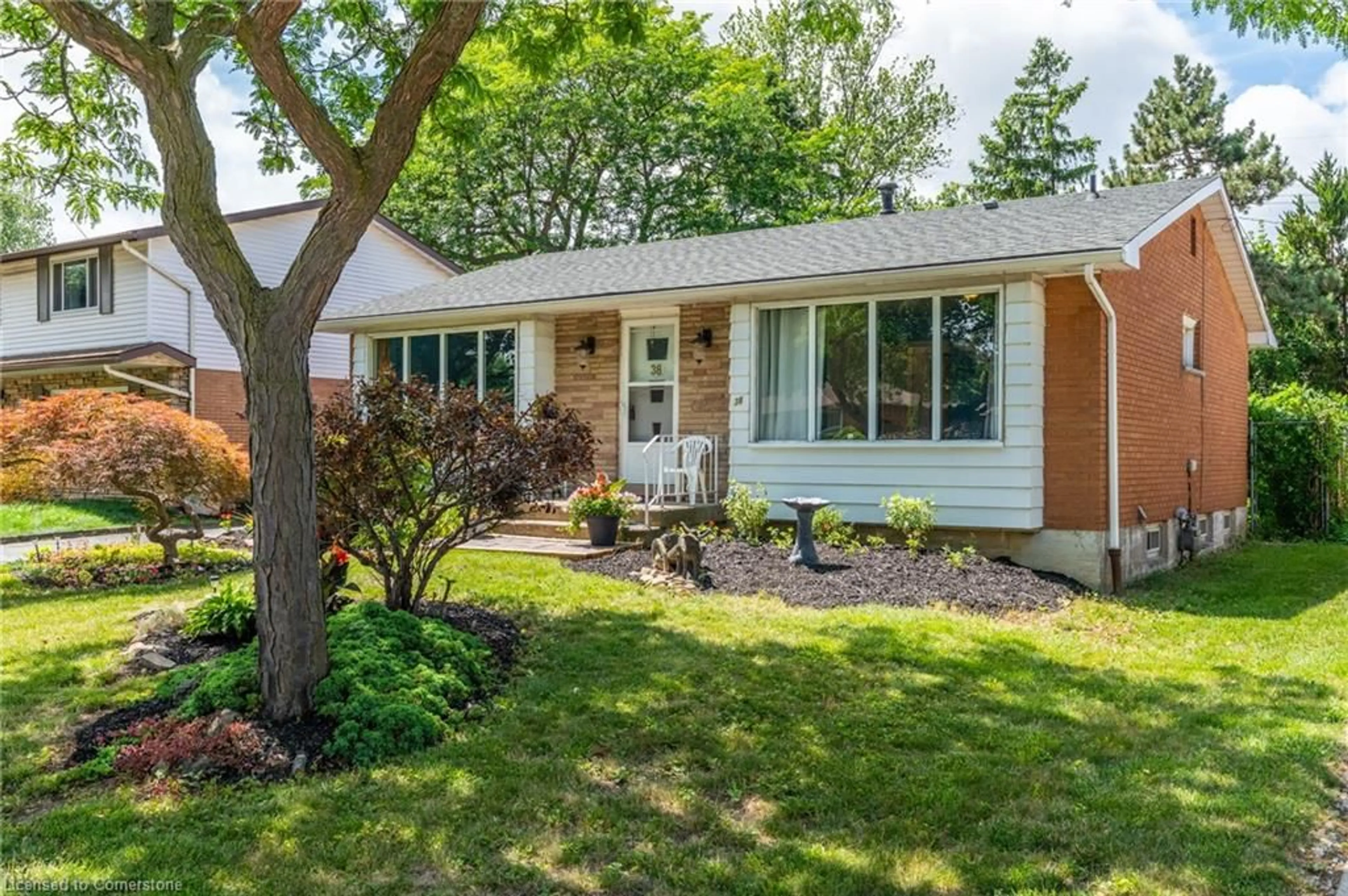 Home with vinyl exterior material, street for 38 Goldfinch Rd, Hamilton Ontario L9A 3W7