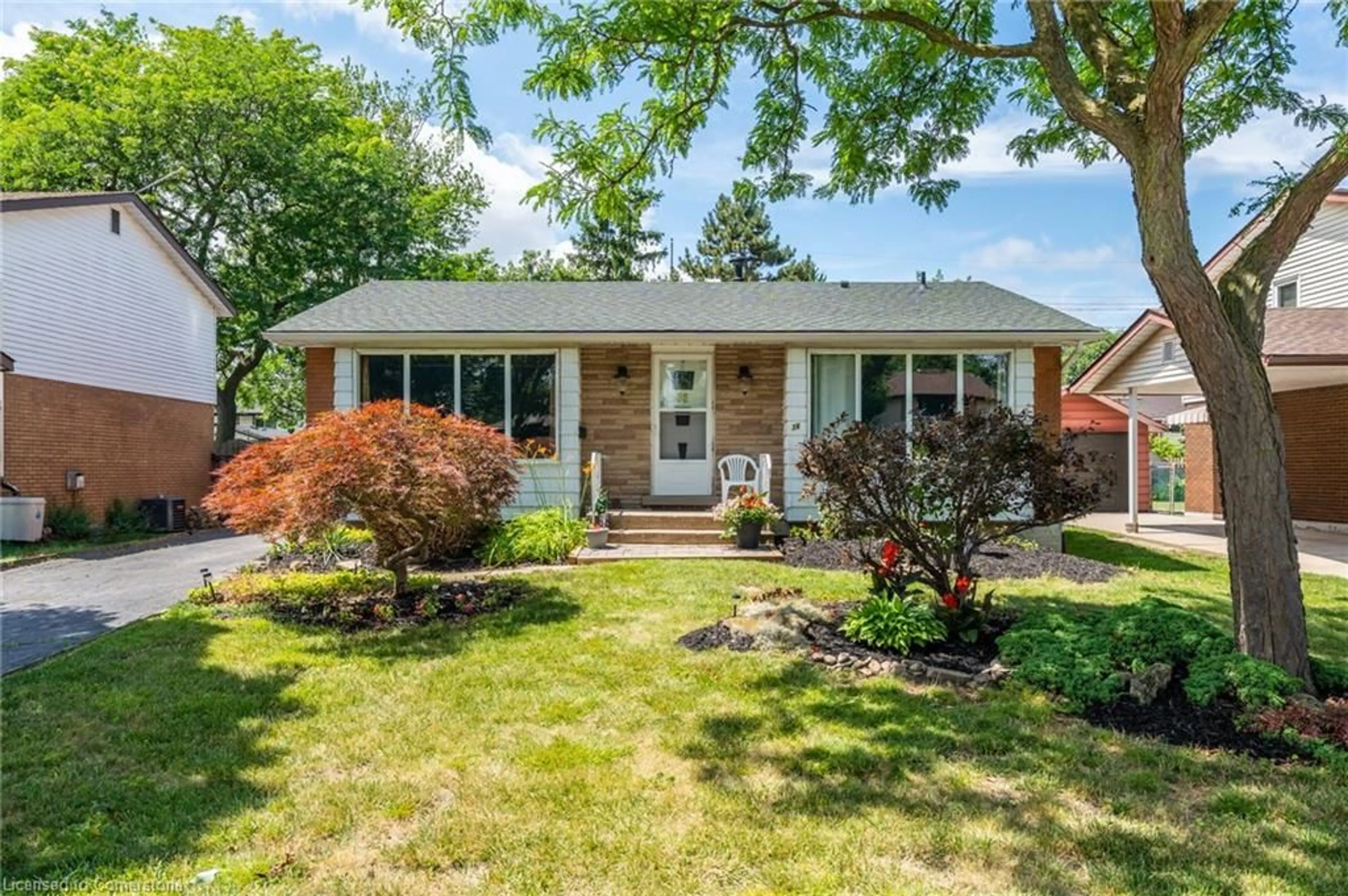 Home with vinyl exterior material, street for 38 Goldfinch Rd, Hamilton Ontario L9A 3W7