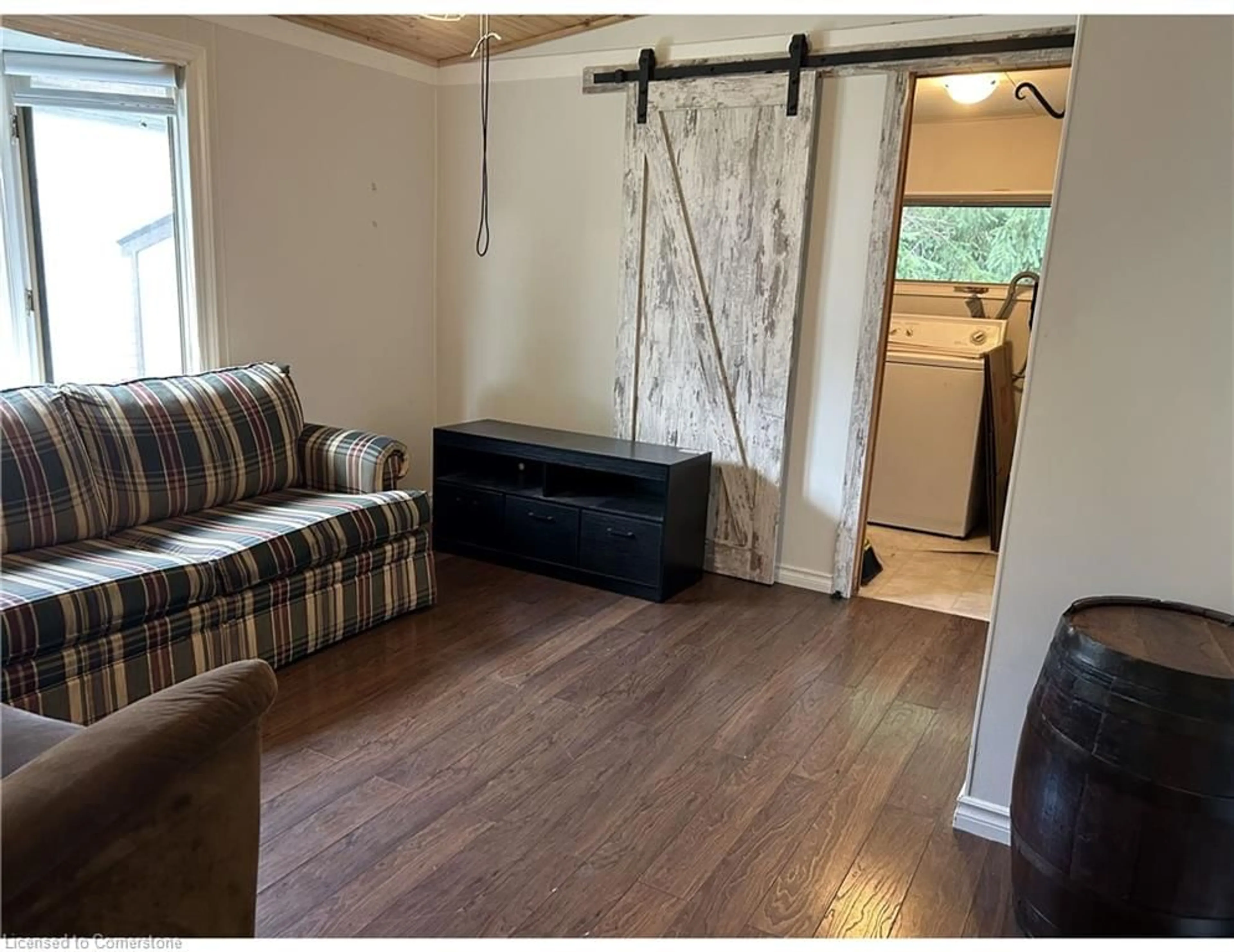 A pic of a room for 580 Beaver Creek Rd #206, Waterloo Ontario N2J 3Z4