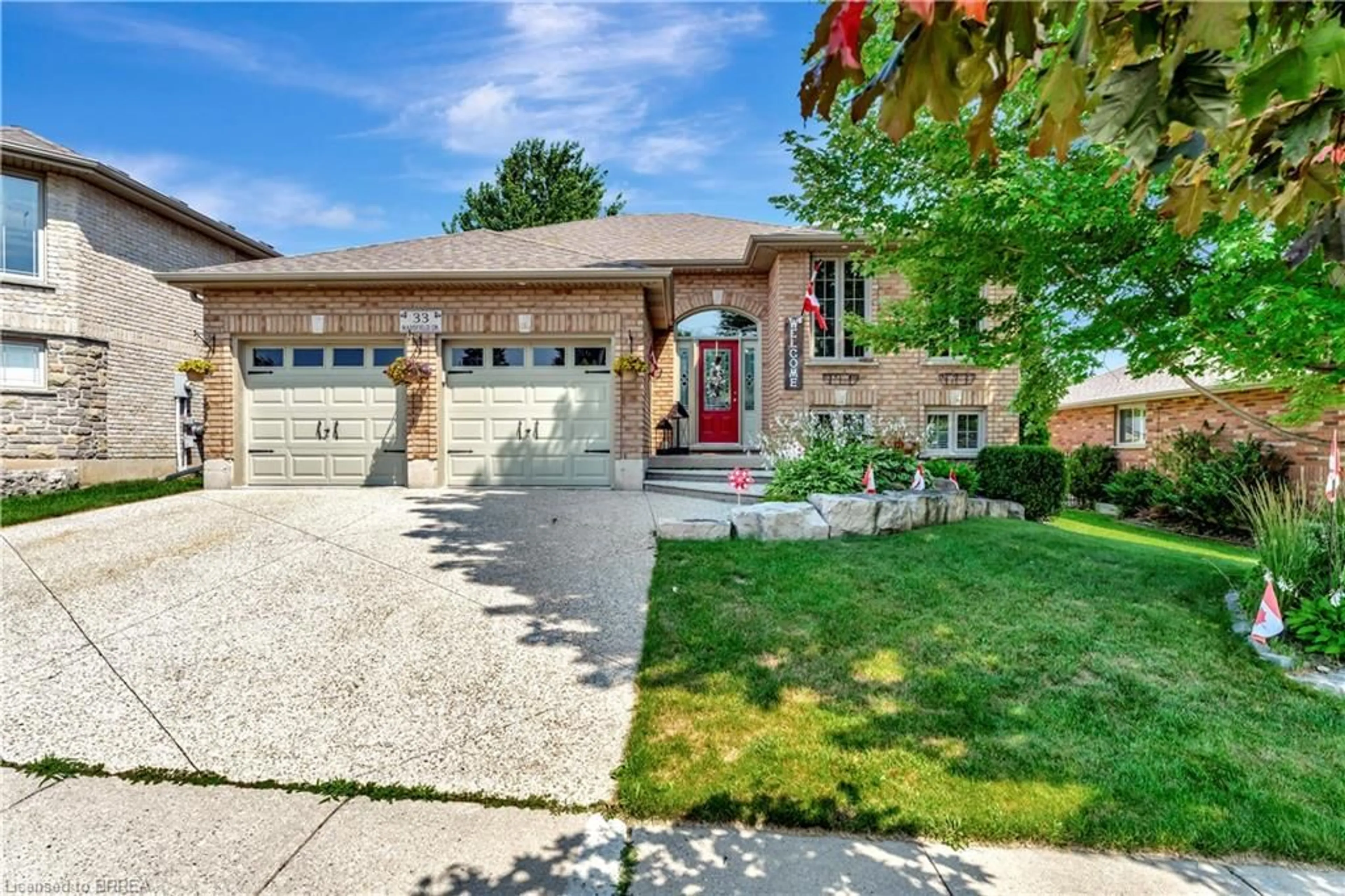 Home with brick exterior material, street for 33 Mansfield Dr, St. George Ontario N0E 1N0