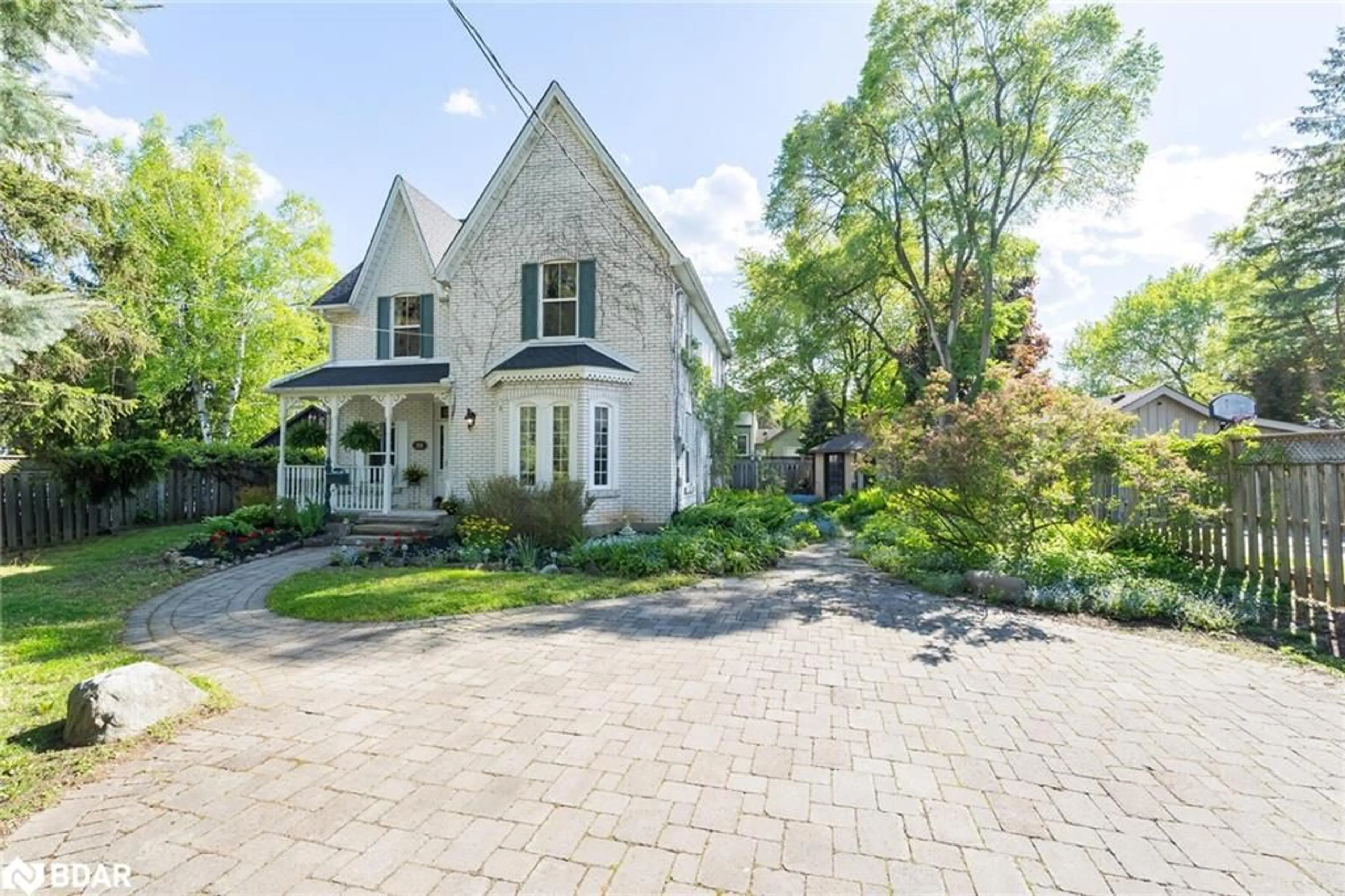 Unknown for 26 Confederation St, Glen Williams Ontario L7G 3R6