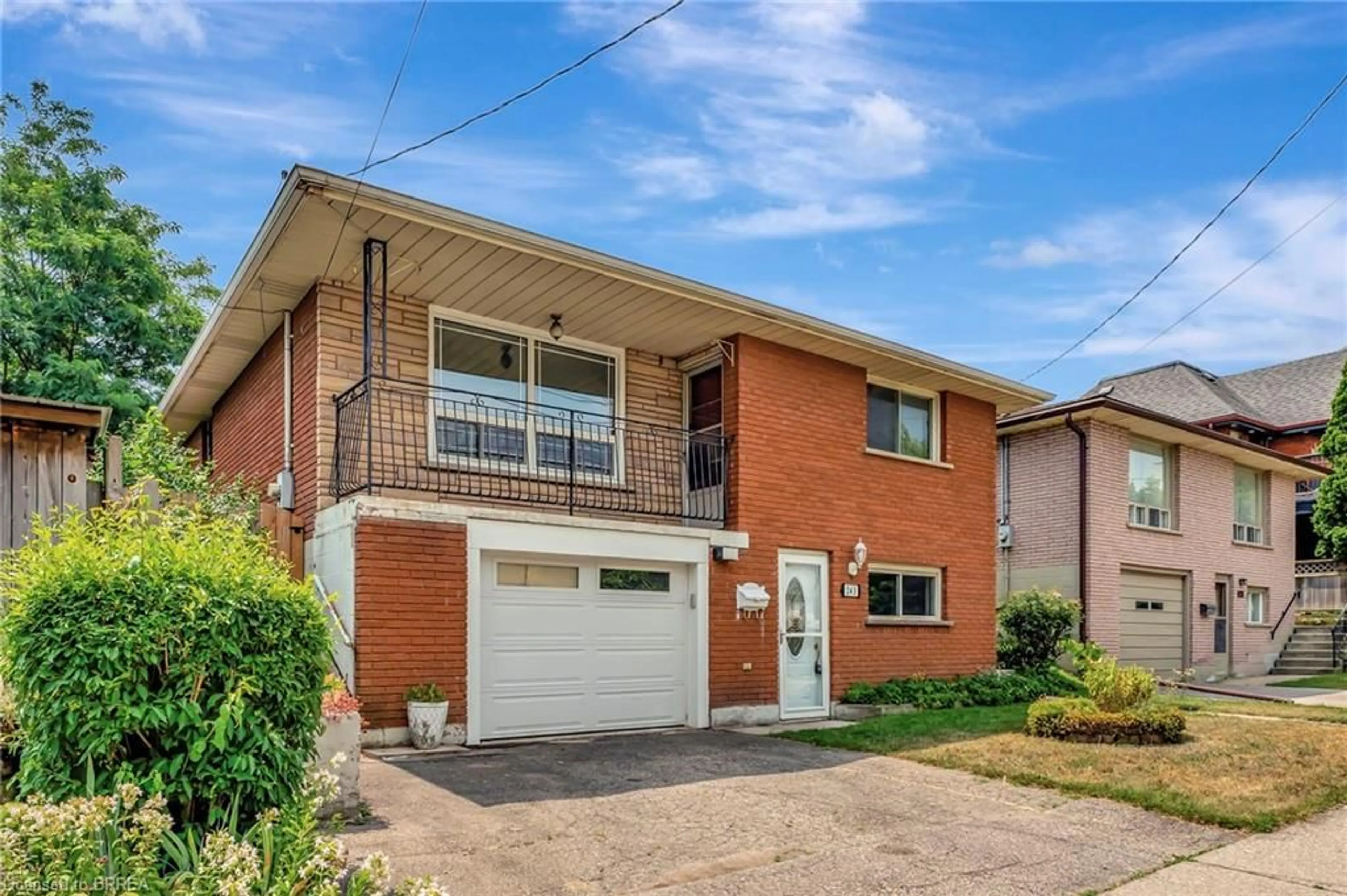 Home with brick exterior material, street for 243 Wellington St, Brantford Ontario N3S 3Z6