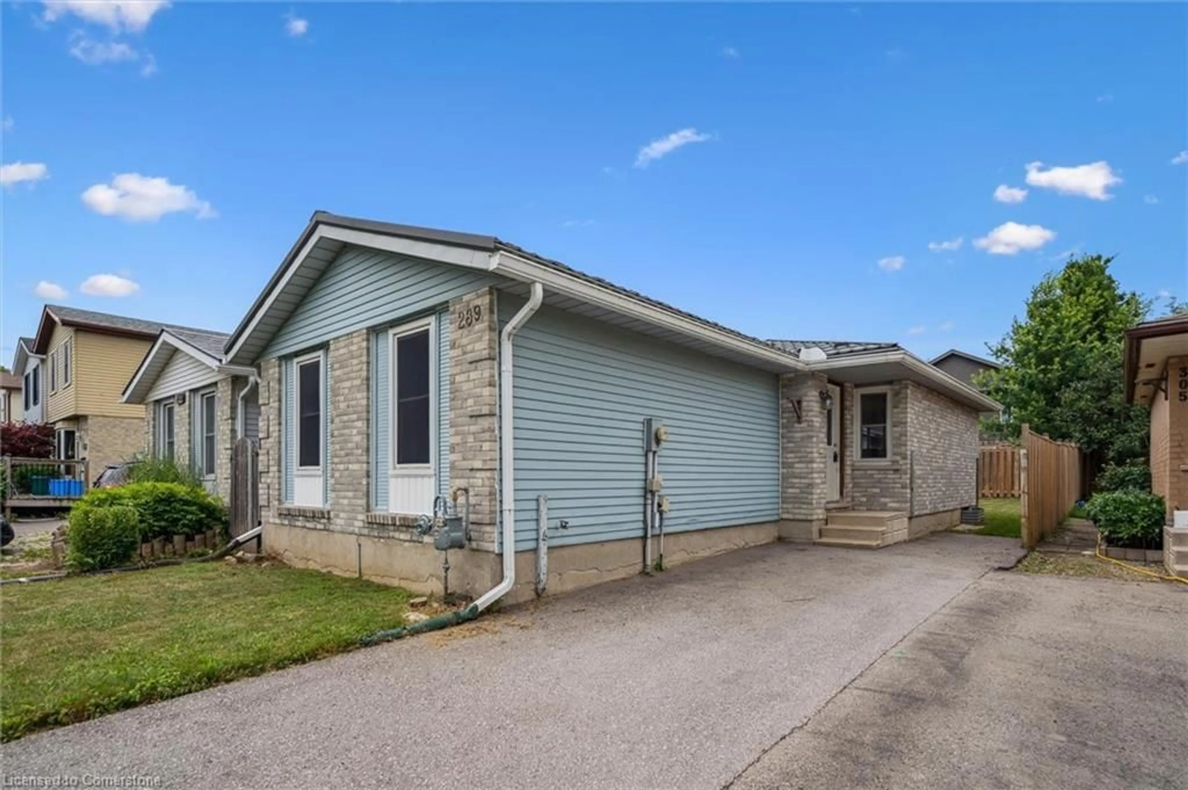 Unknown for 289 Strathallan St, Fergus Ontario N1M 3L6