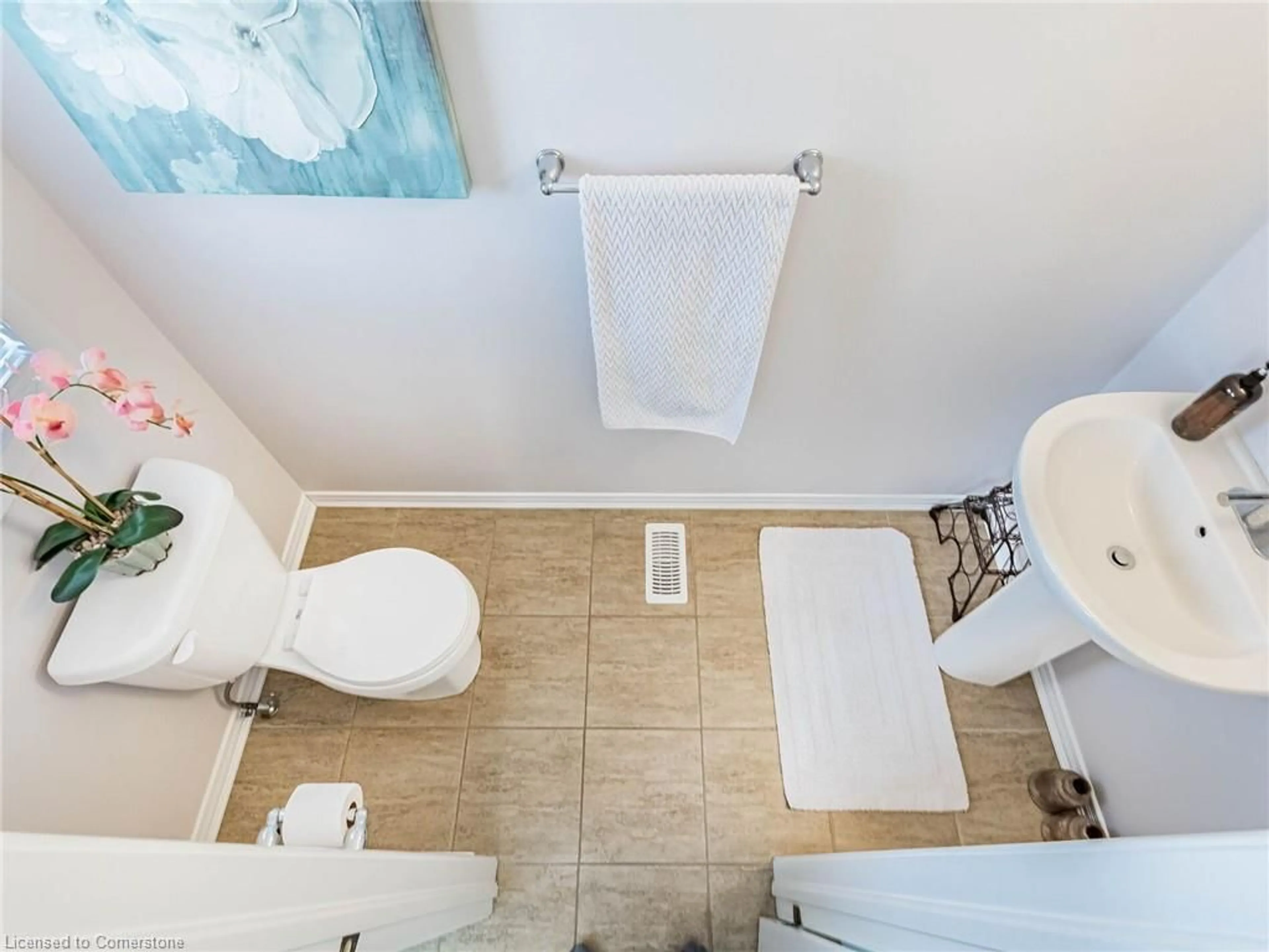 Standard bathroom, ceramic/tile floor for 173 Kinsman Dr, Binbrook Ontario L0R 1C0
