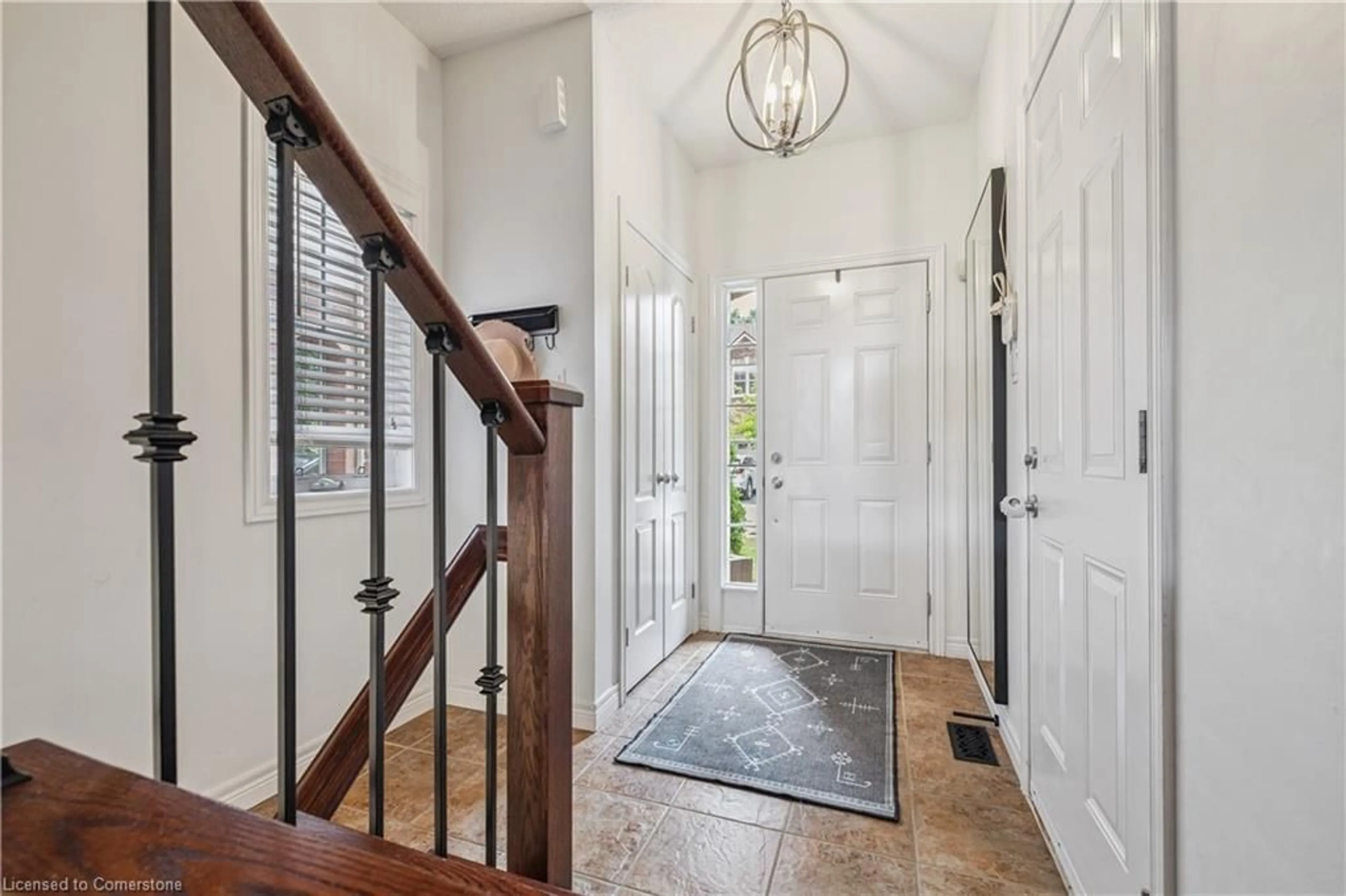 Indoor entryway for 19 Liddycoat Lane, Ancaster Ontario L9G 0A7
