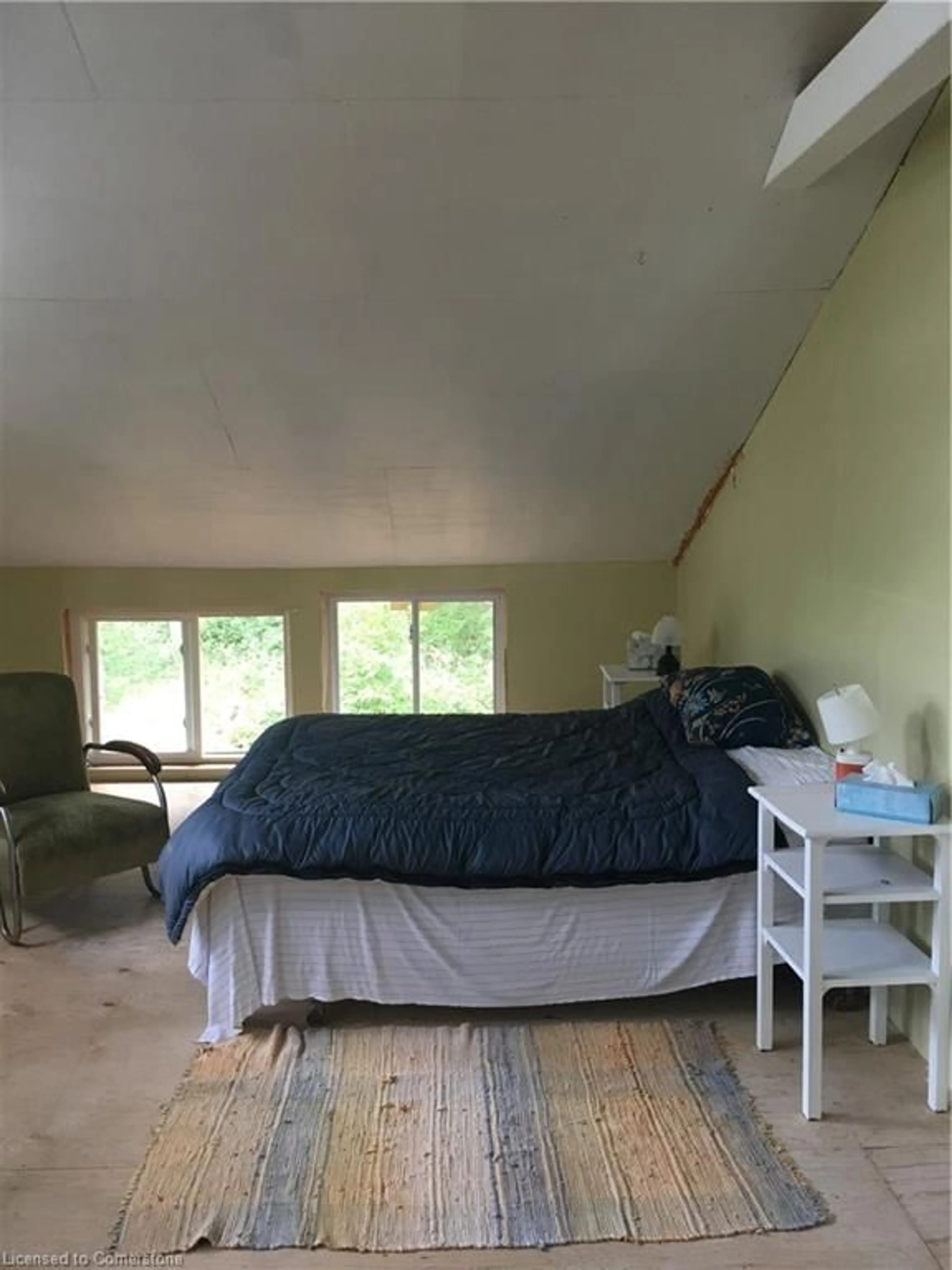 A pic of a room for WL106-1 Loudon Island, Nipissing Ontario P0H 1R0