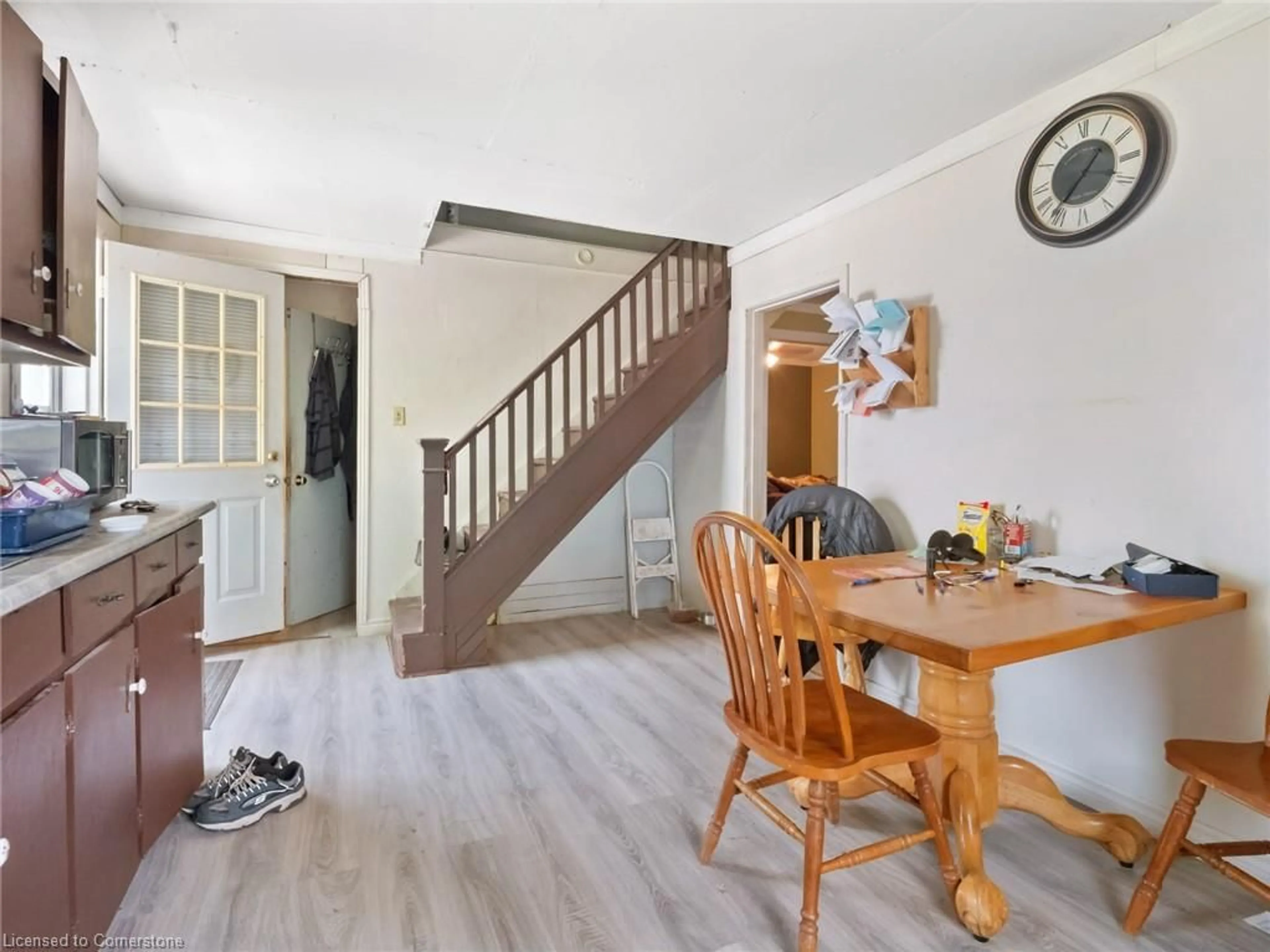 A pic of a room for 567 Killaly St St, Port Colborne Ontario L3K 2J8