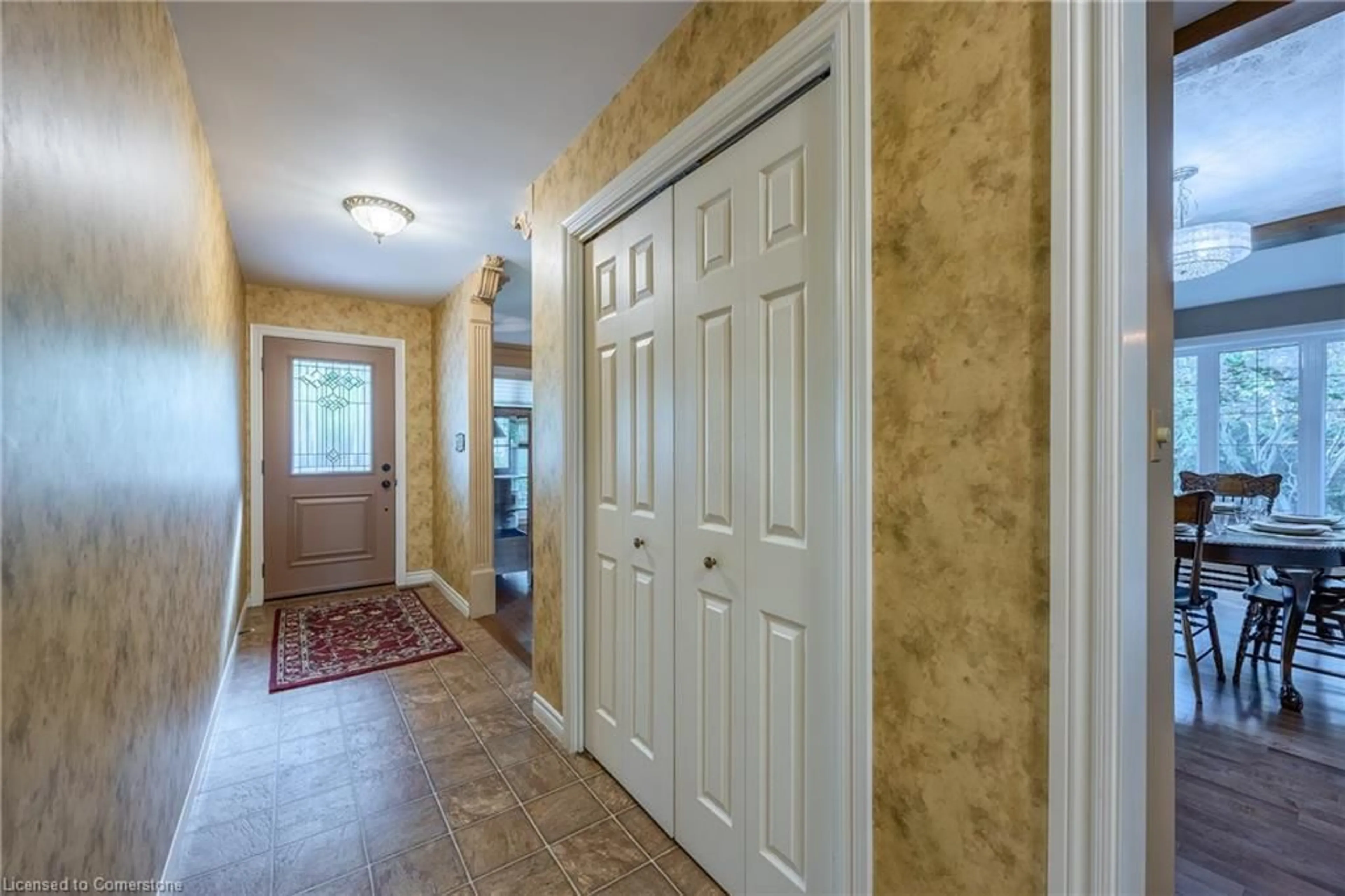 Indoor entryway for 222 Duncombe Rd, Waterford Ontario N0E 1Y0