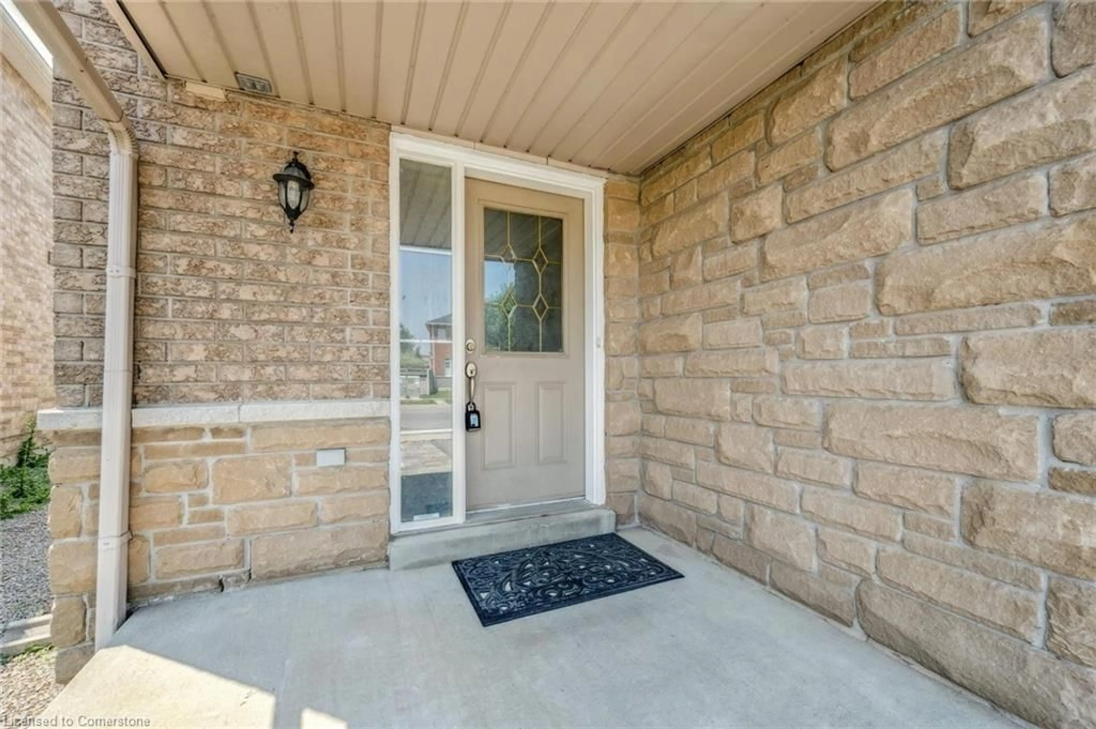 Indoor entryway for 725 Vellore Park Ave, Vaughan Ontario L4H 0K6