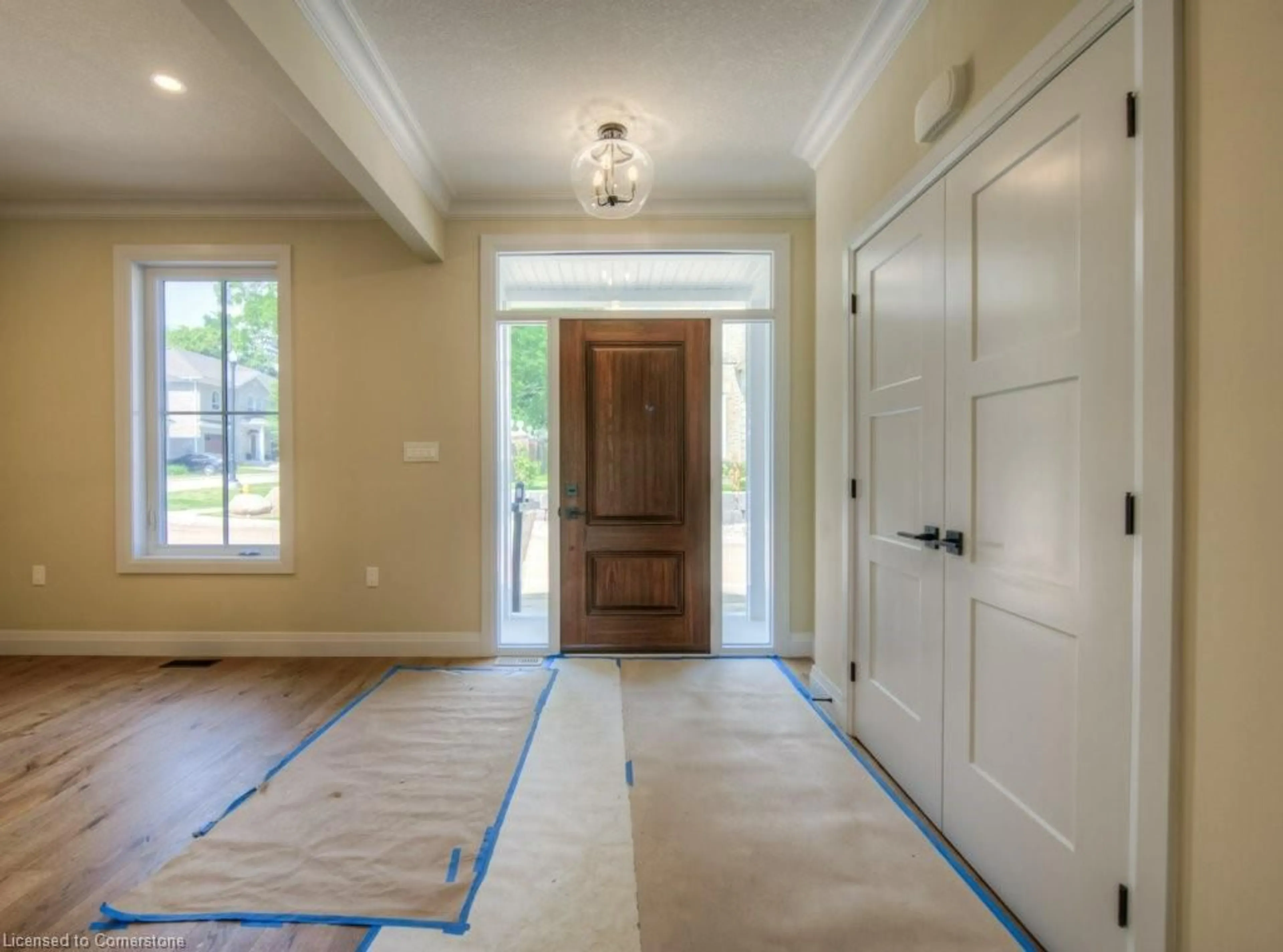 Indoor entryway for 45 Blair Rd #4, Cambridge Ontario N1S 2H8