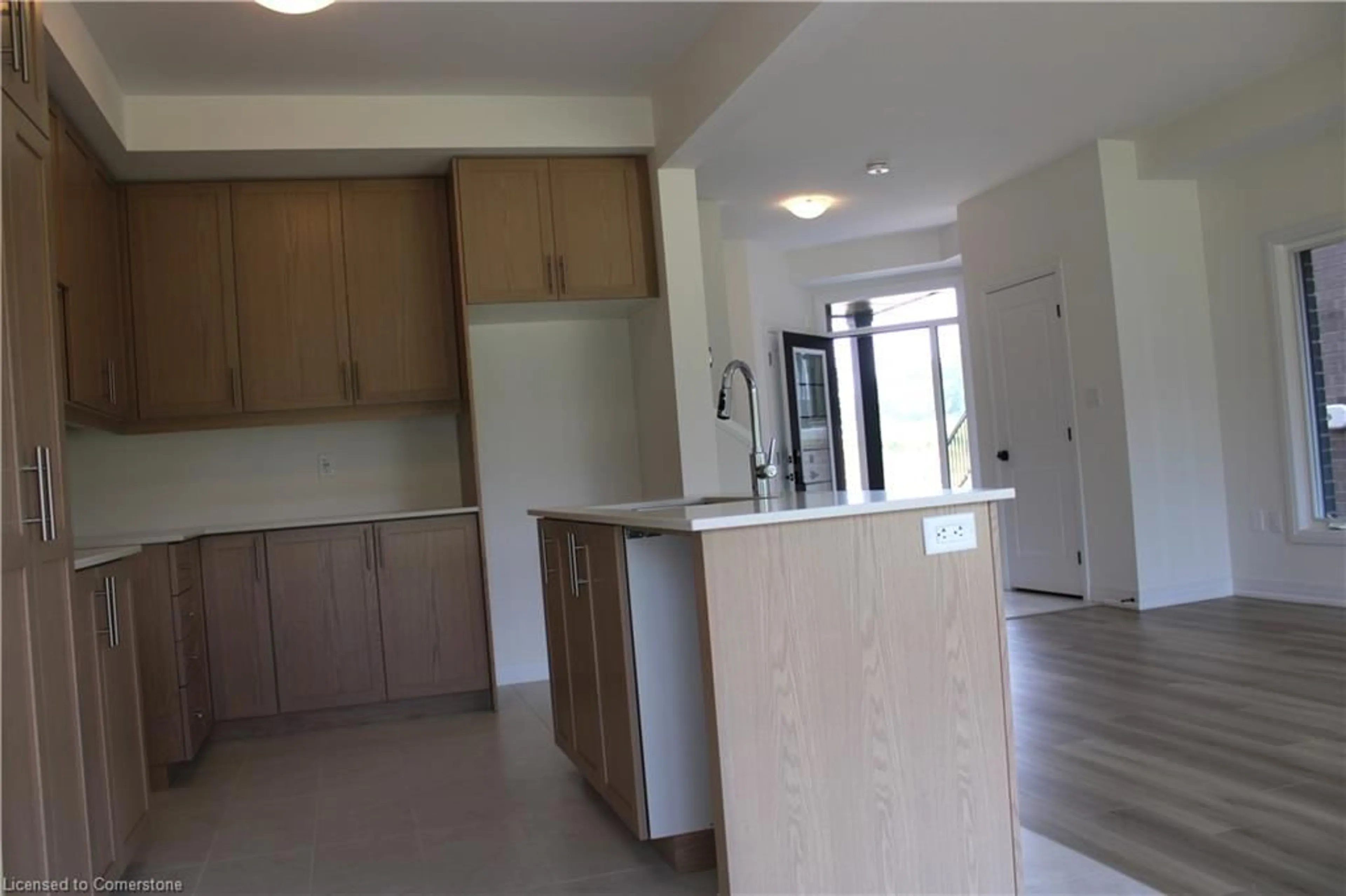 Open concept kitchen, unknown for 94 Gort Ave, Paris Ontario N3L 0P1