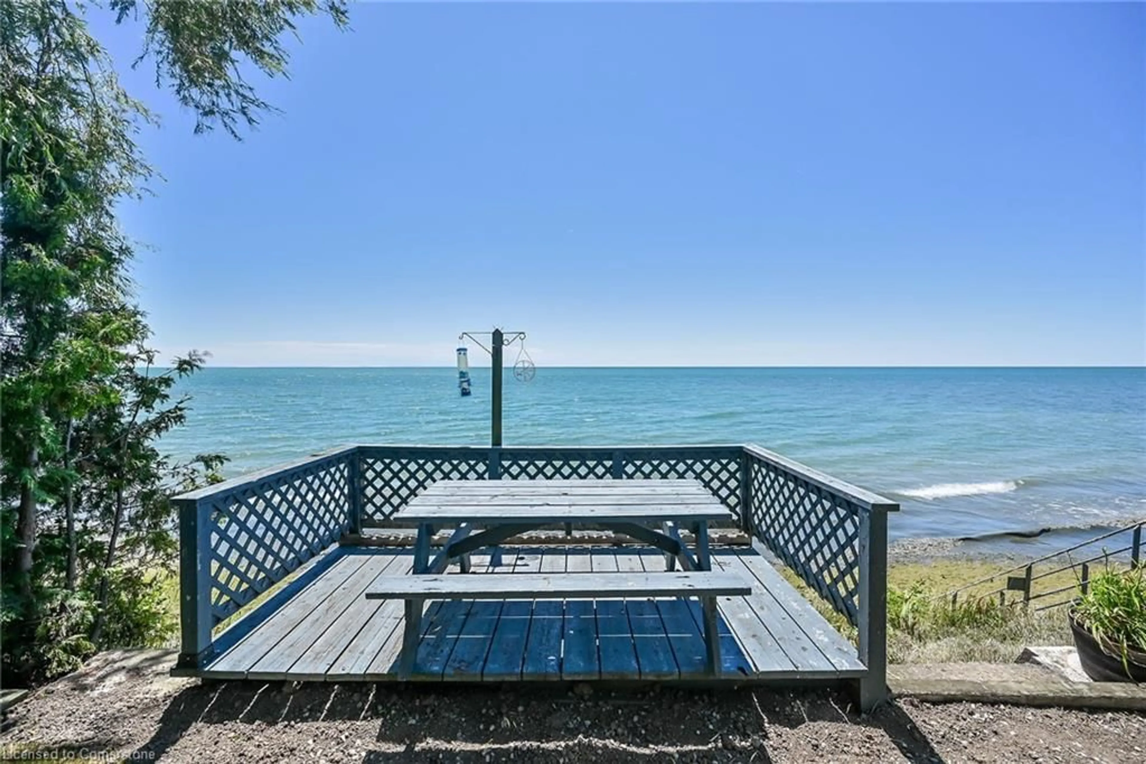 Patio, water/lake/river/ocean view for 86 Lakeshore Rd, Selkirk Ontario N0A 1P0