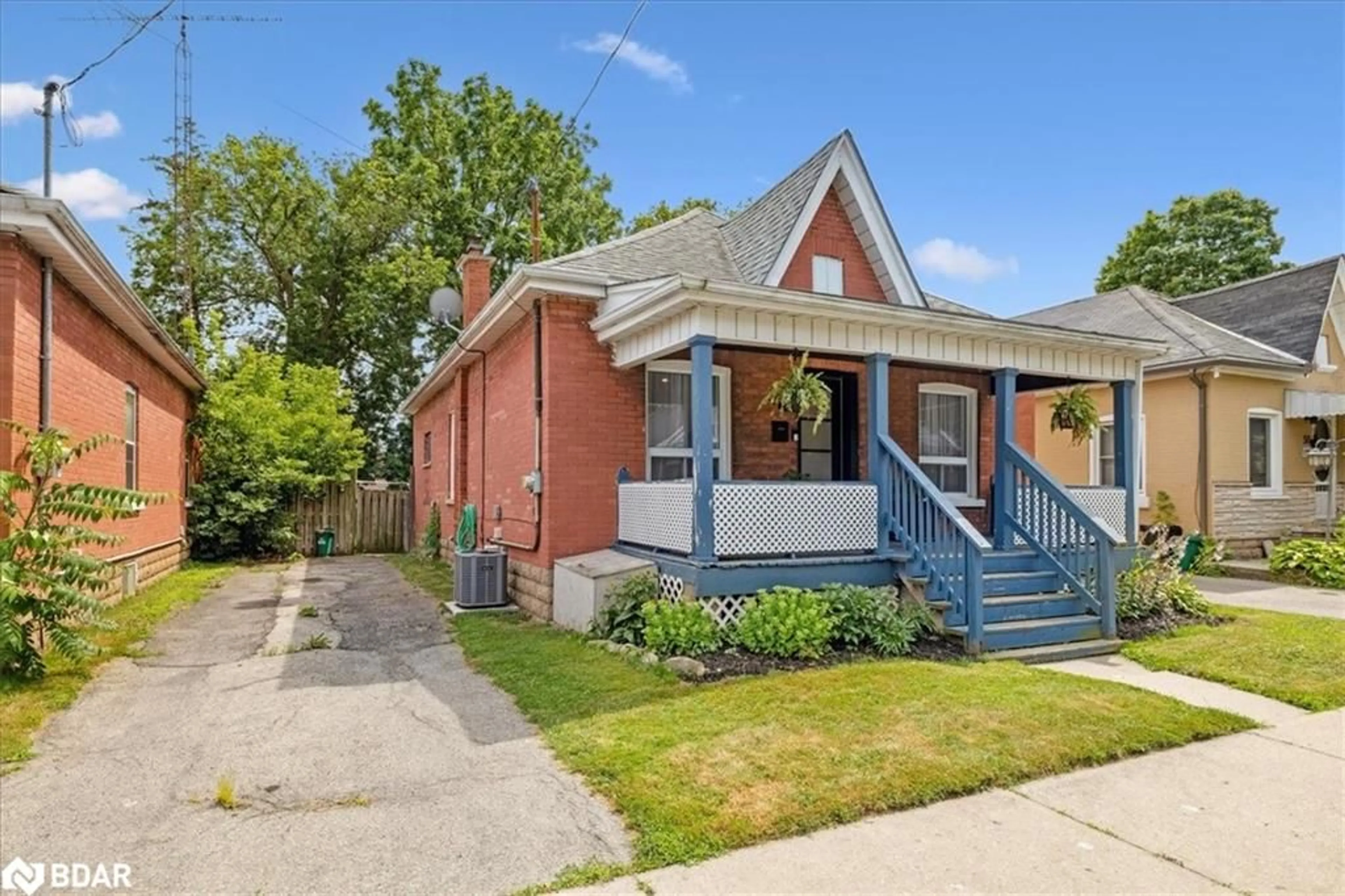 Home with brick exterior material, street for 48 Aberdeen Ave, Brantford Ontario N3S 1R8