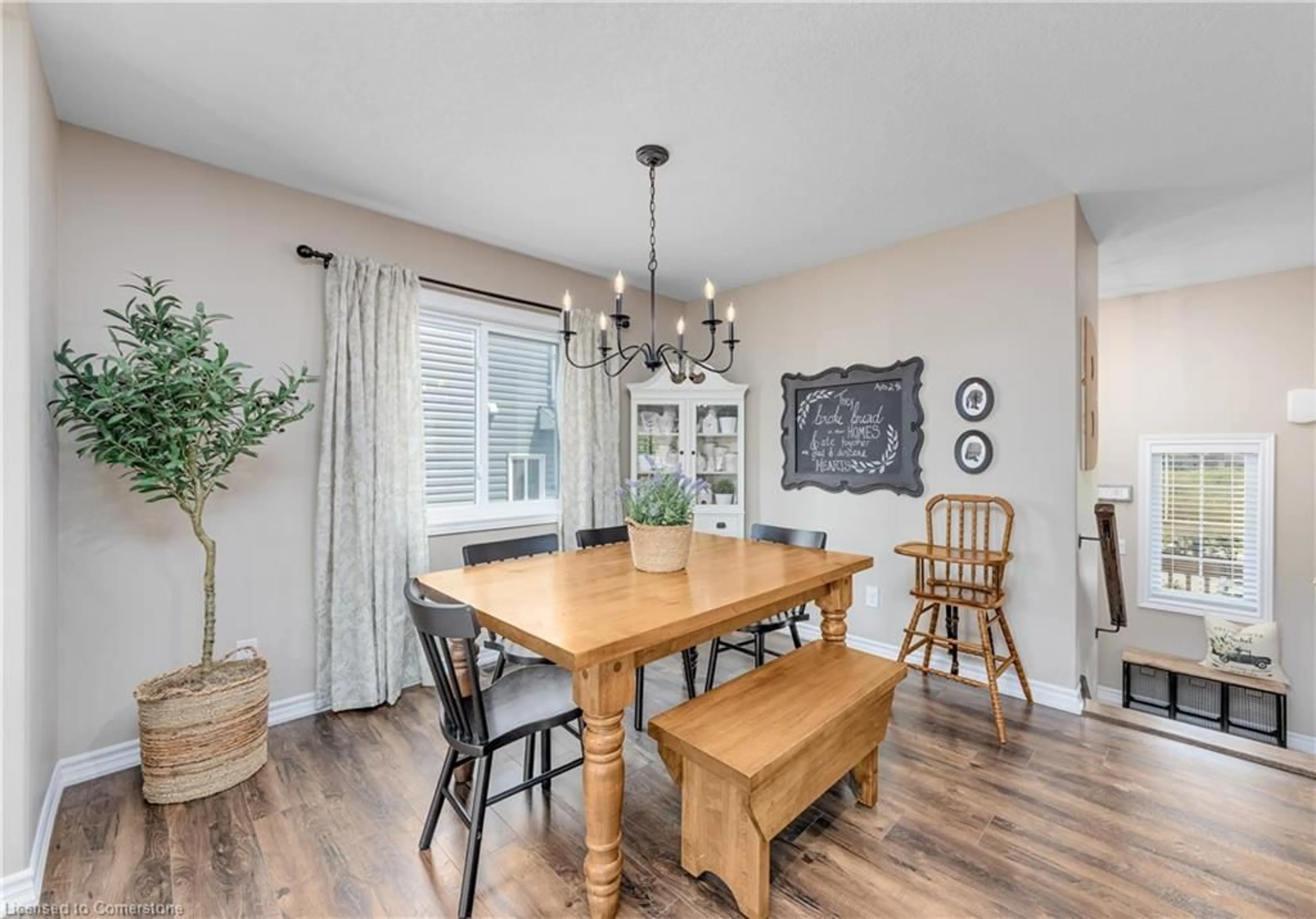 Dining room, wood/laminate floor for 257 Quebec St, Stayner Ontario L0M 1S0