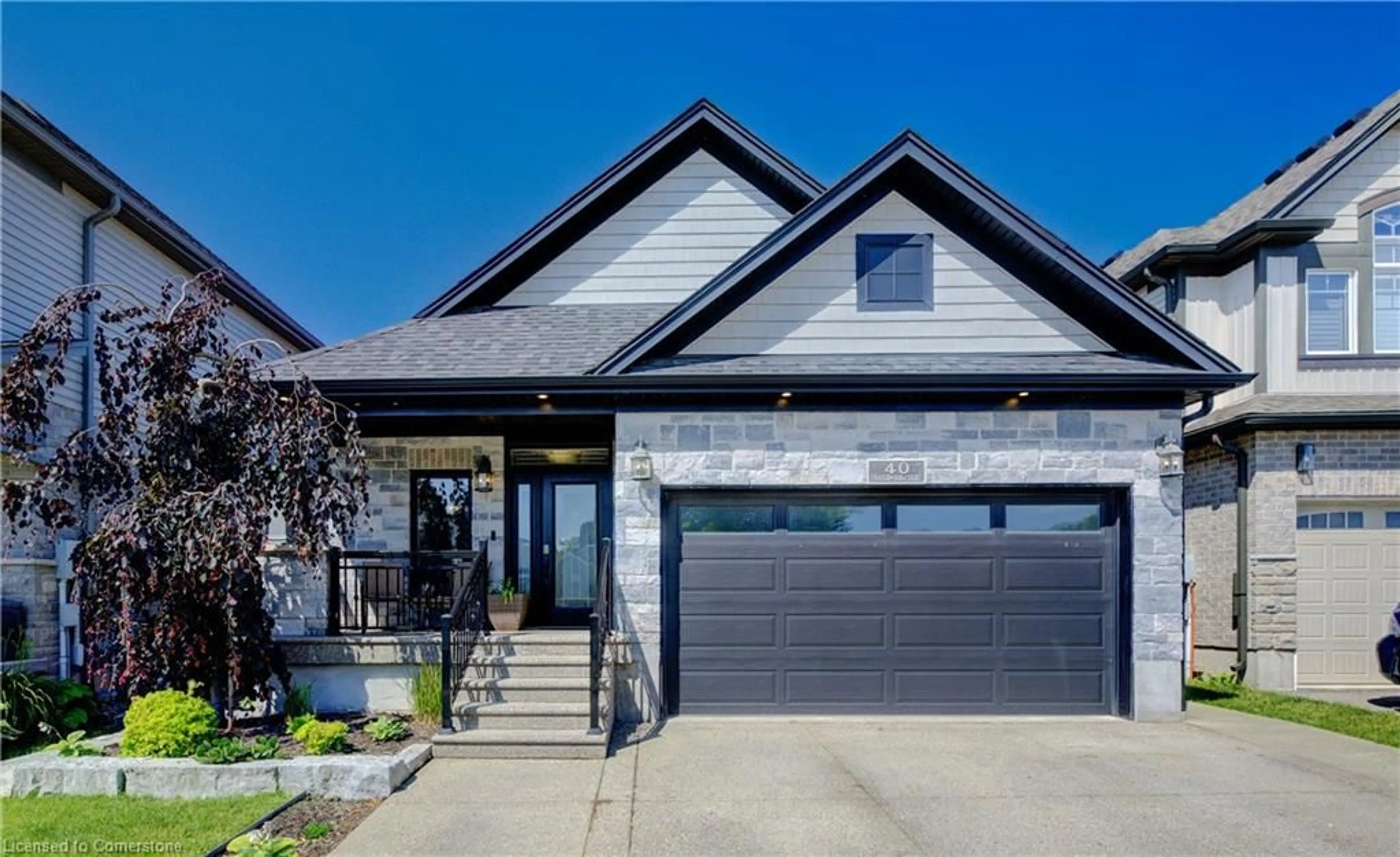 Home with brick exterior material, street for 40 Fraserwood Crt, Cambridge Ontario N1S 5B6