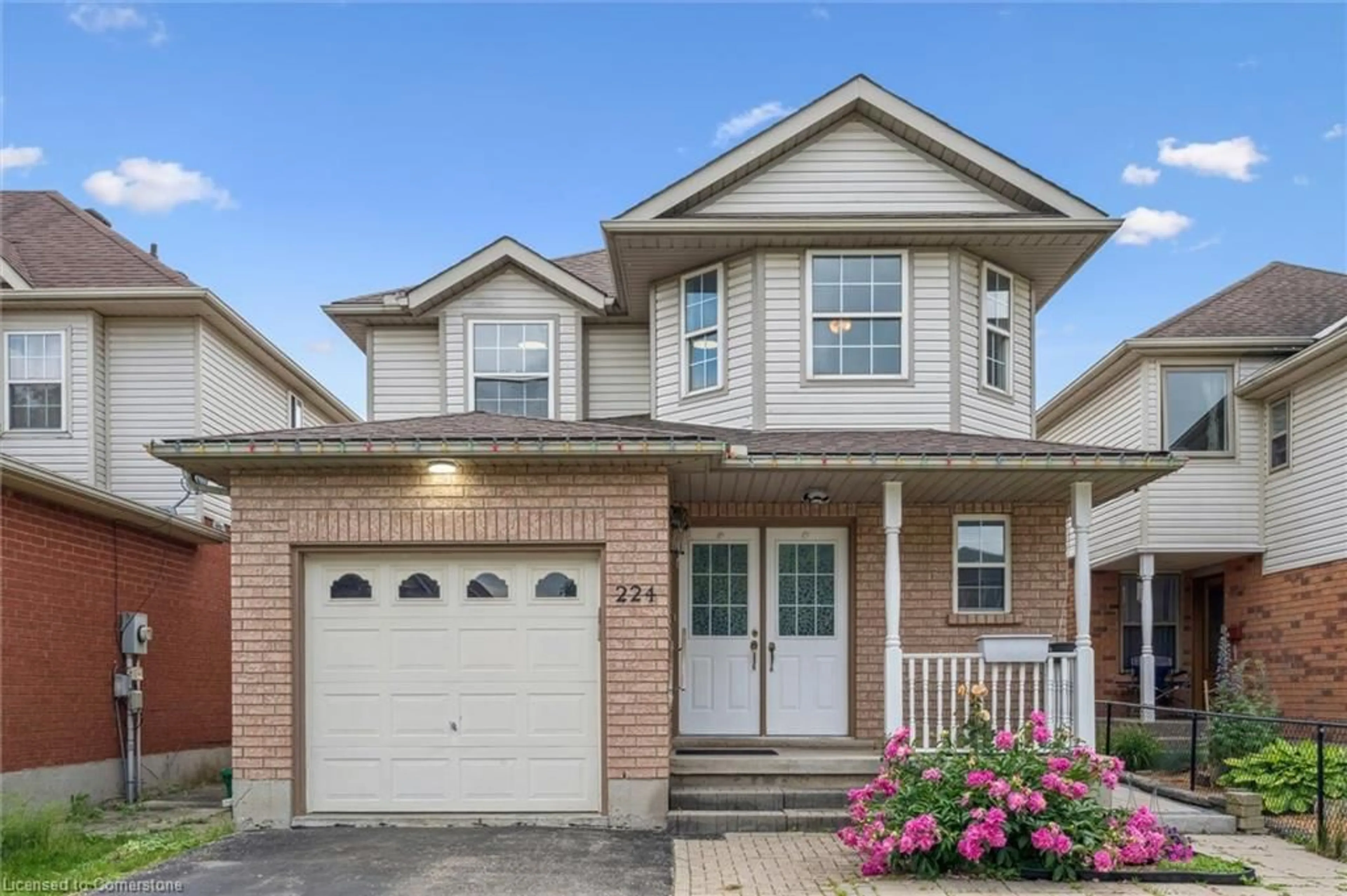 Home with brick exterior material, street for 224 Pineland Crt, Waterloo Ontario N2T 2S3
