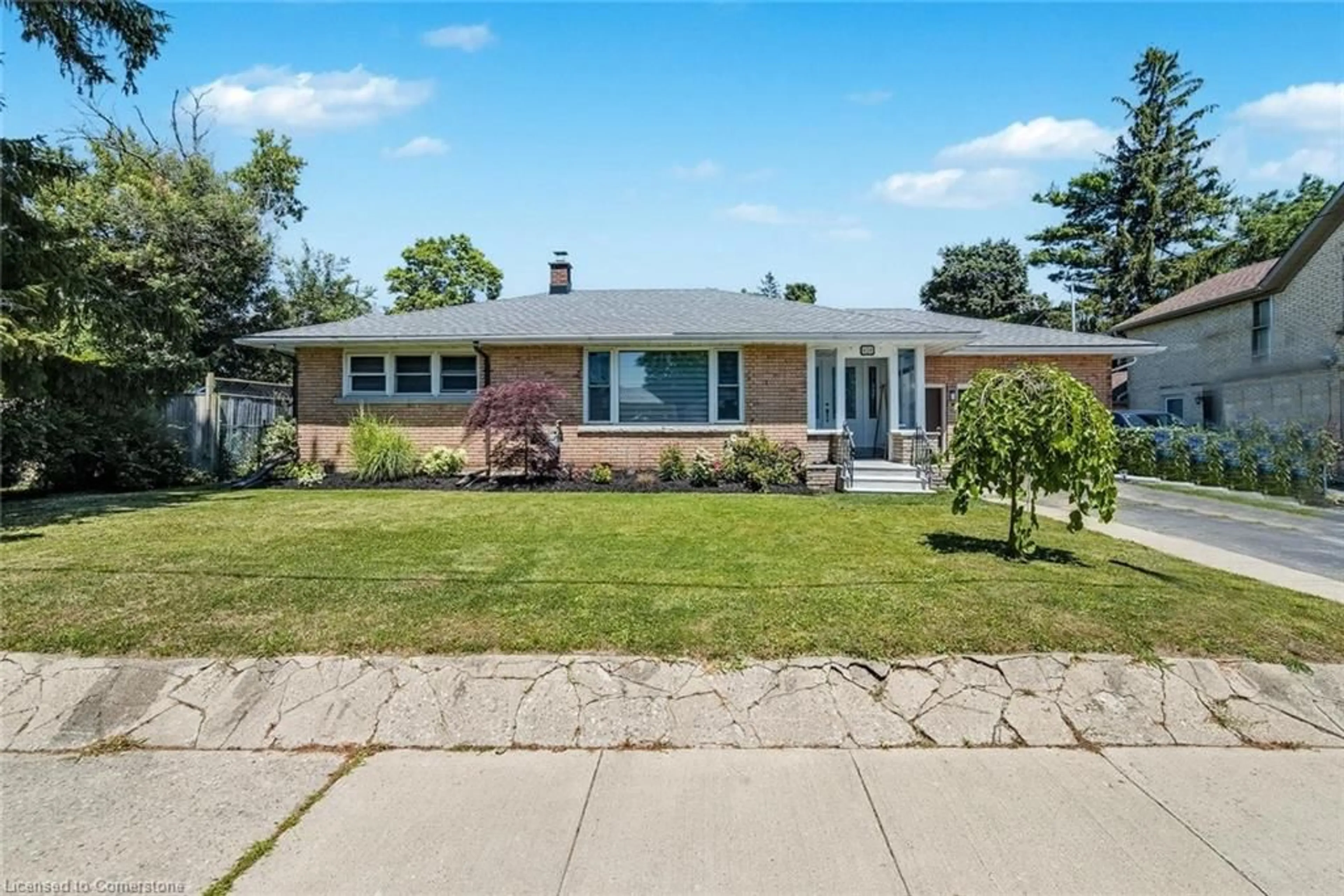 Unknown for 620 North St, Cambridge Ontario N3H 1G7