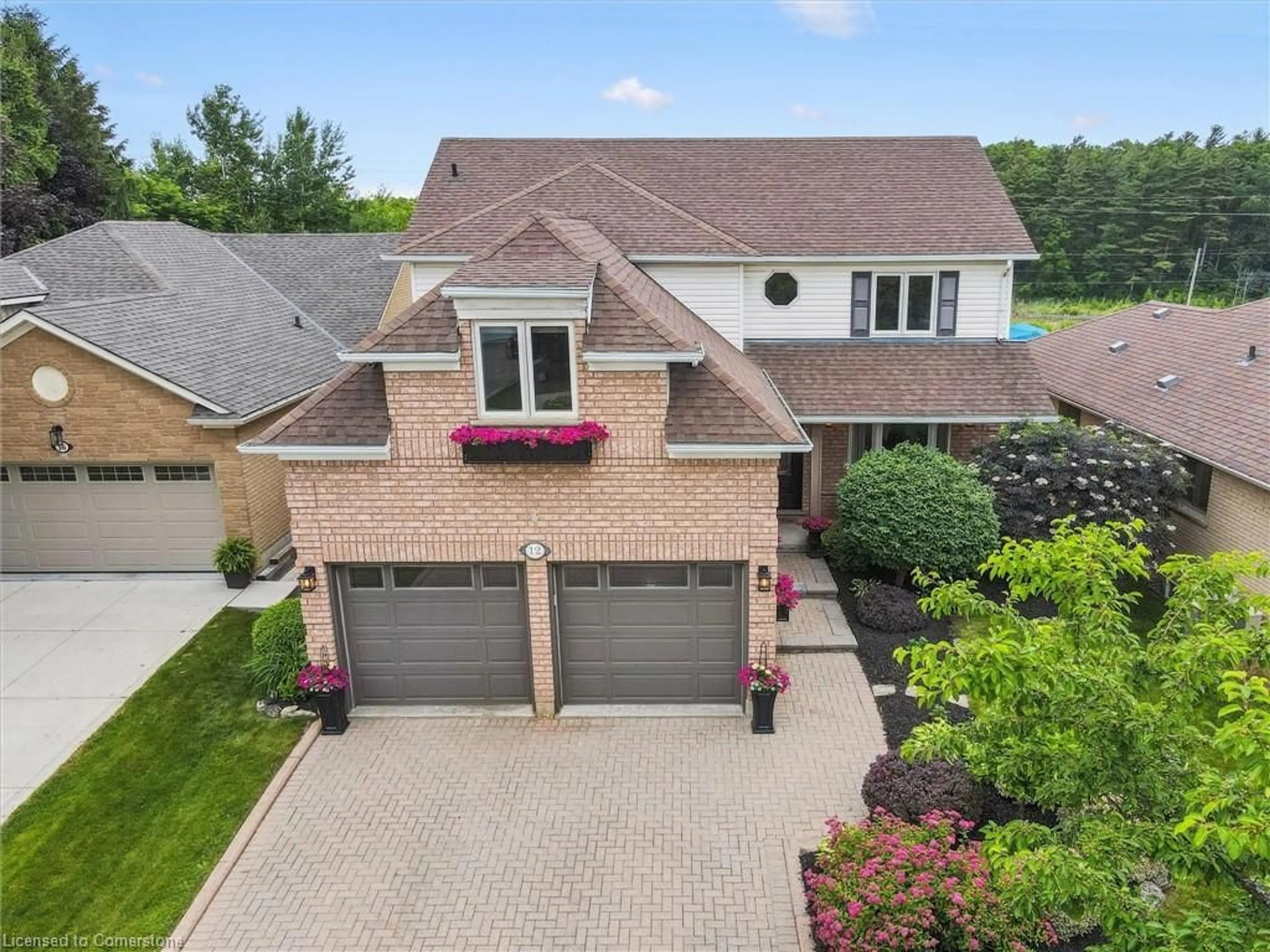 A pic from outside/outdoor area/front of a property/back of a property/a pic from drone, street for 12 Sullivan Crt, Cambridge Ontario N1S 5A4