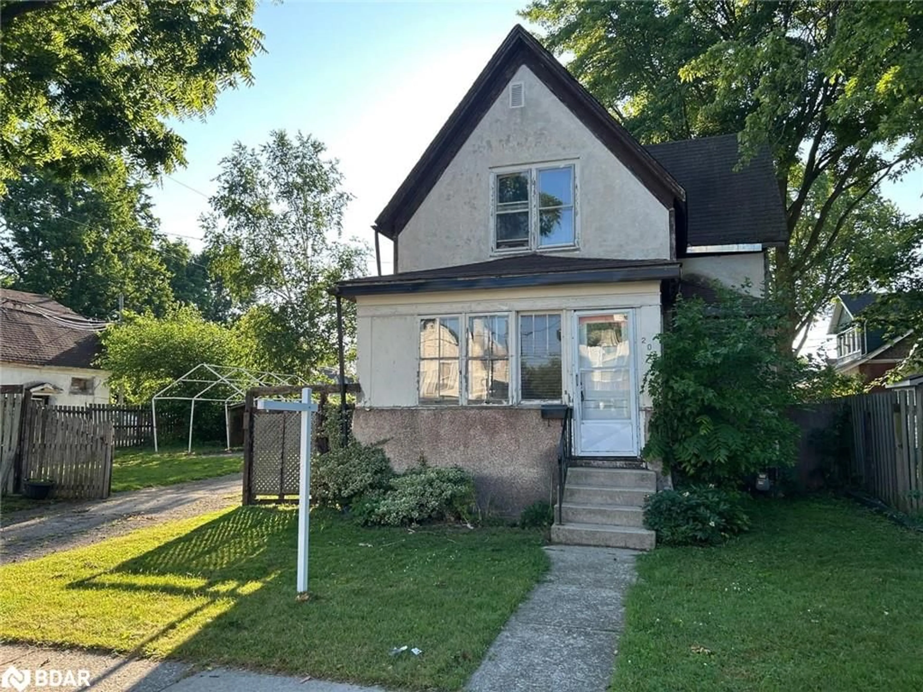Unknown for 207 Tamarac St, Dunnville Ontario N1A 2C5