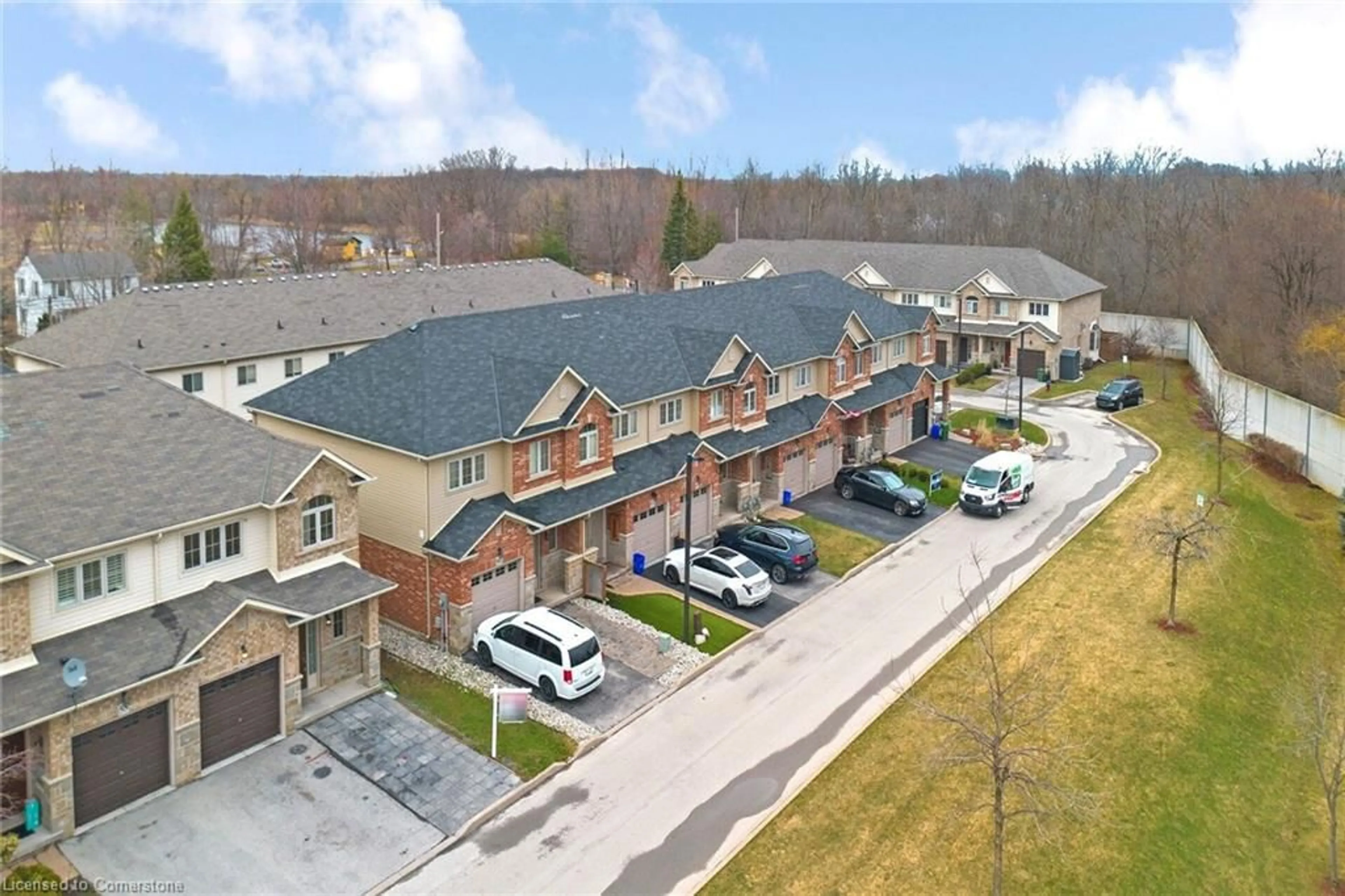 A pic from outside/outdoor area/front of a property/back of a property/a pic from drone, street for 57 Redcedar Cres, Stoney Creek Ontario L8E 0G3