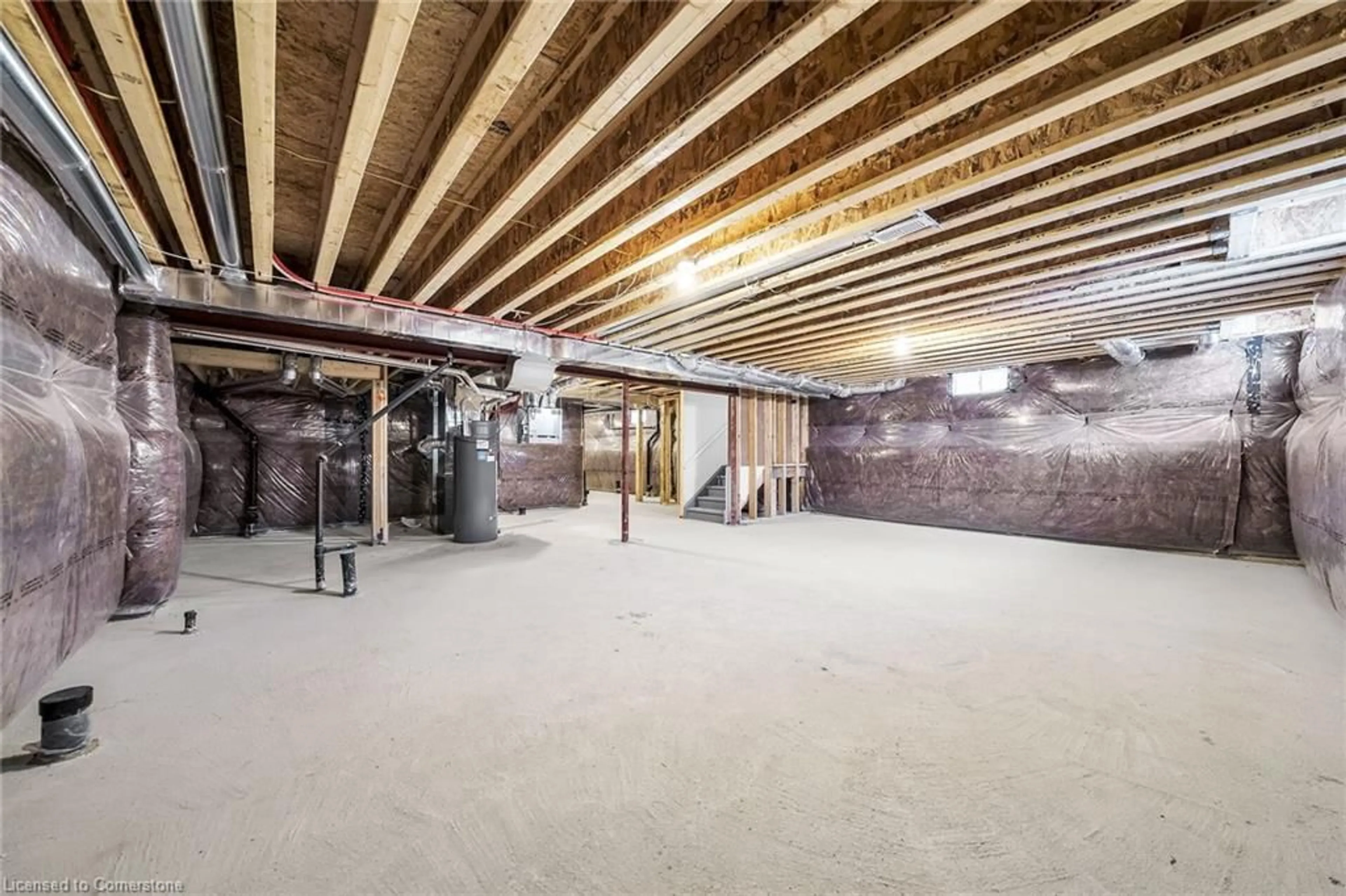 Indoor foyer for 55 Teskey Cres, Hamilton Ontario L0R 1C0