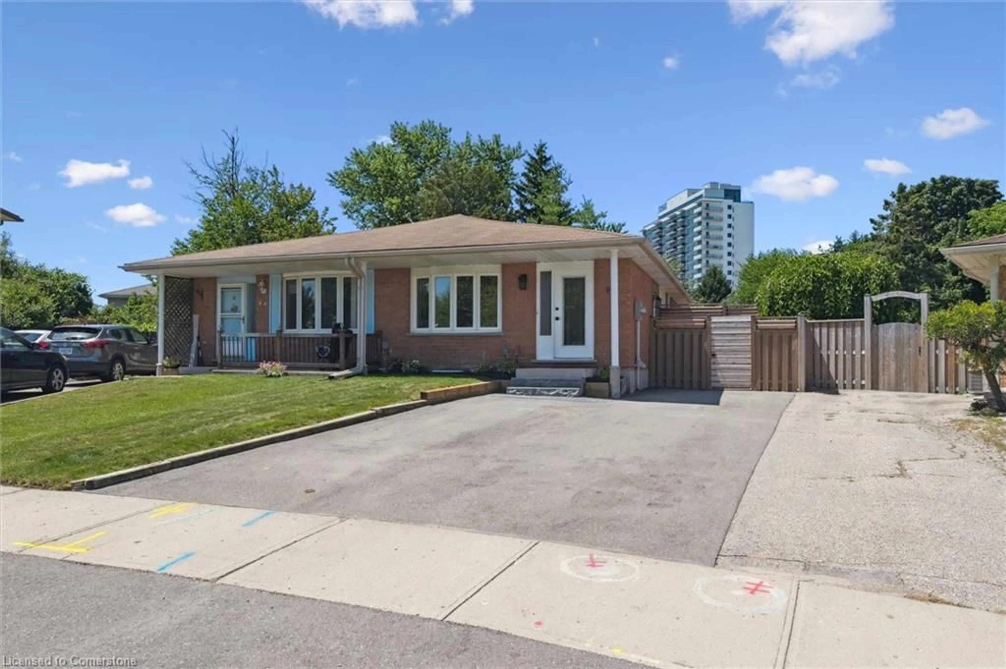 Home with brick exterior material, street for 92 Connelly Dr, Kitchener Ontario N2N 2V1