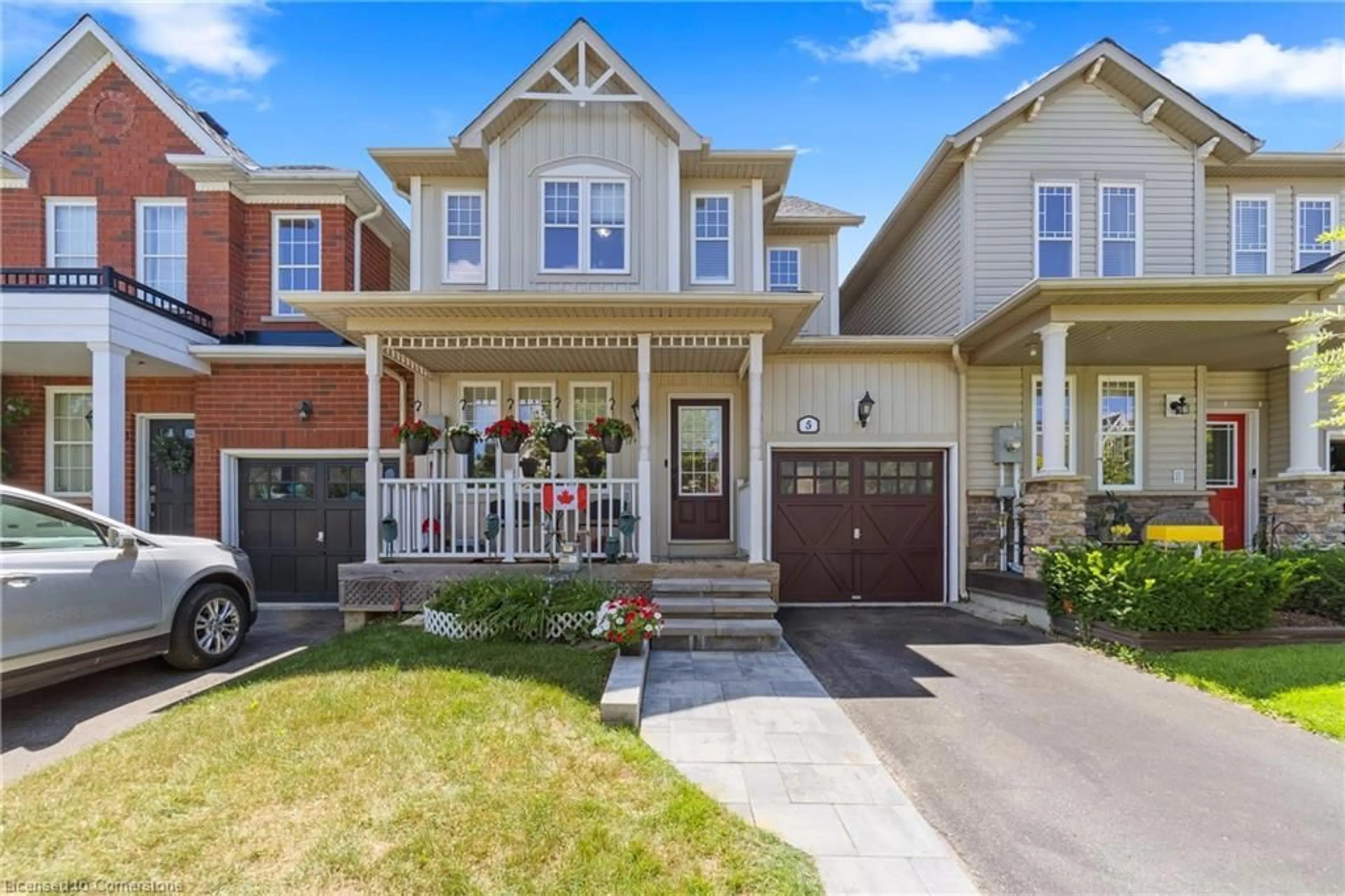 Home with brick exterior material, street for 5 Golden Iris Cres, Waterdown Ontario L8B 0R6