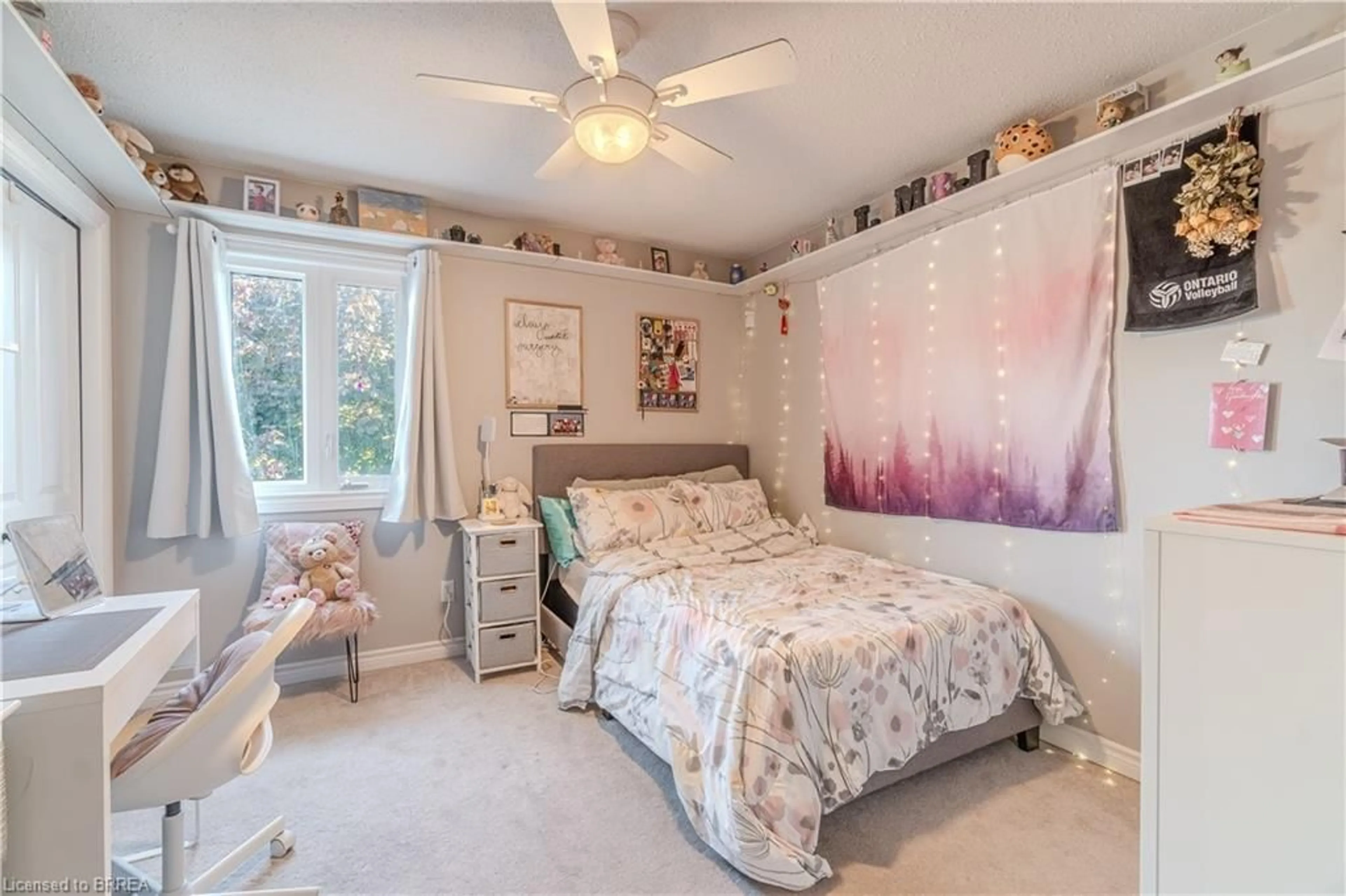 Bedroom with bed, unknown for 19 Trillium Way, Paris Ontario N3L 3P9
