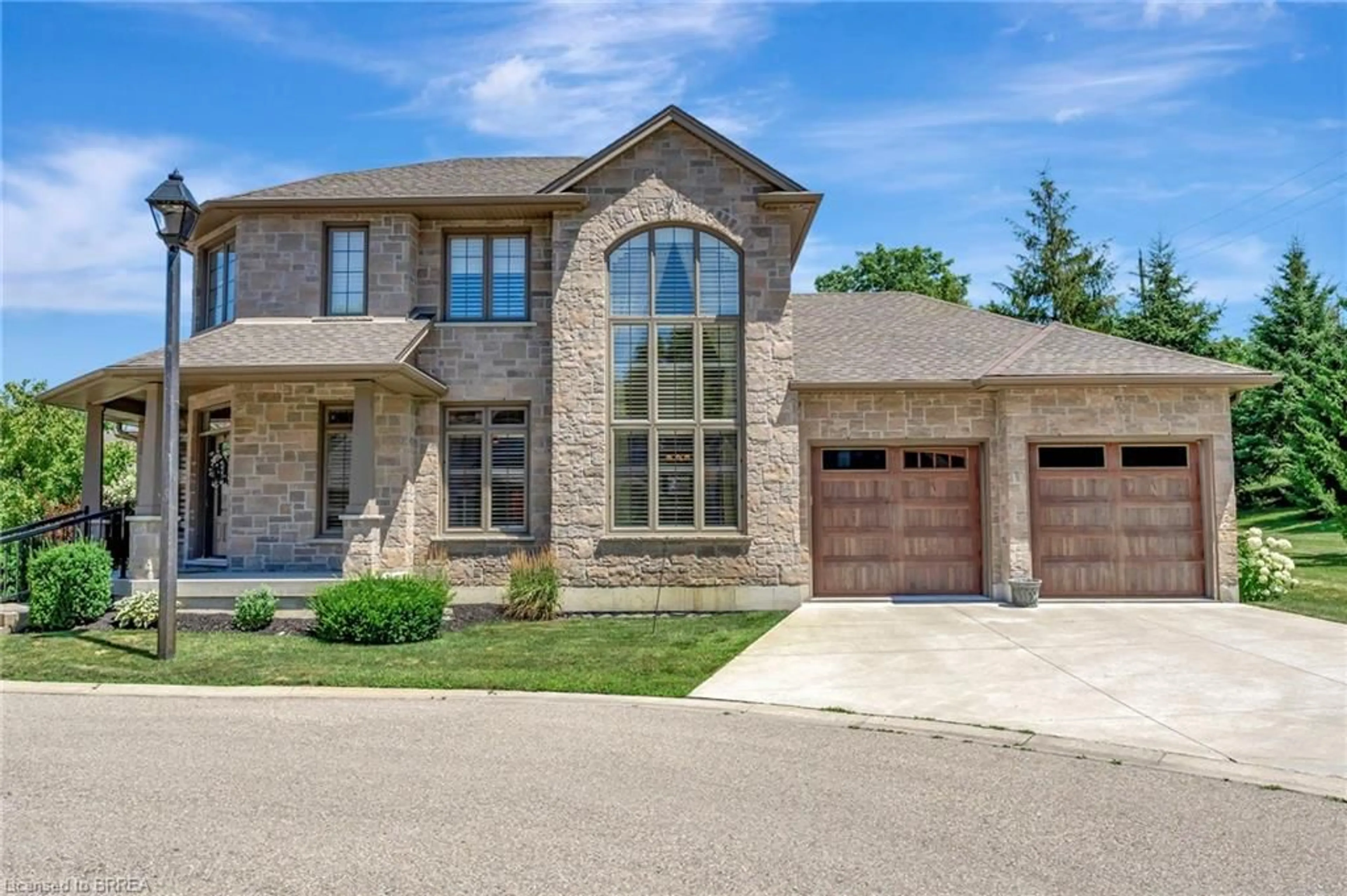 Home with brick exterior material, street for 158 Willow St #23, Paris Ontario N3L 0C5