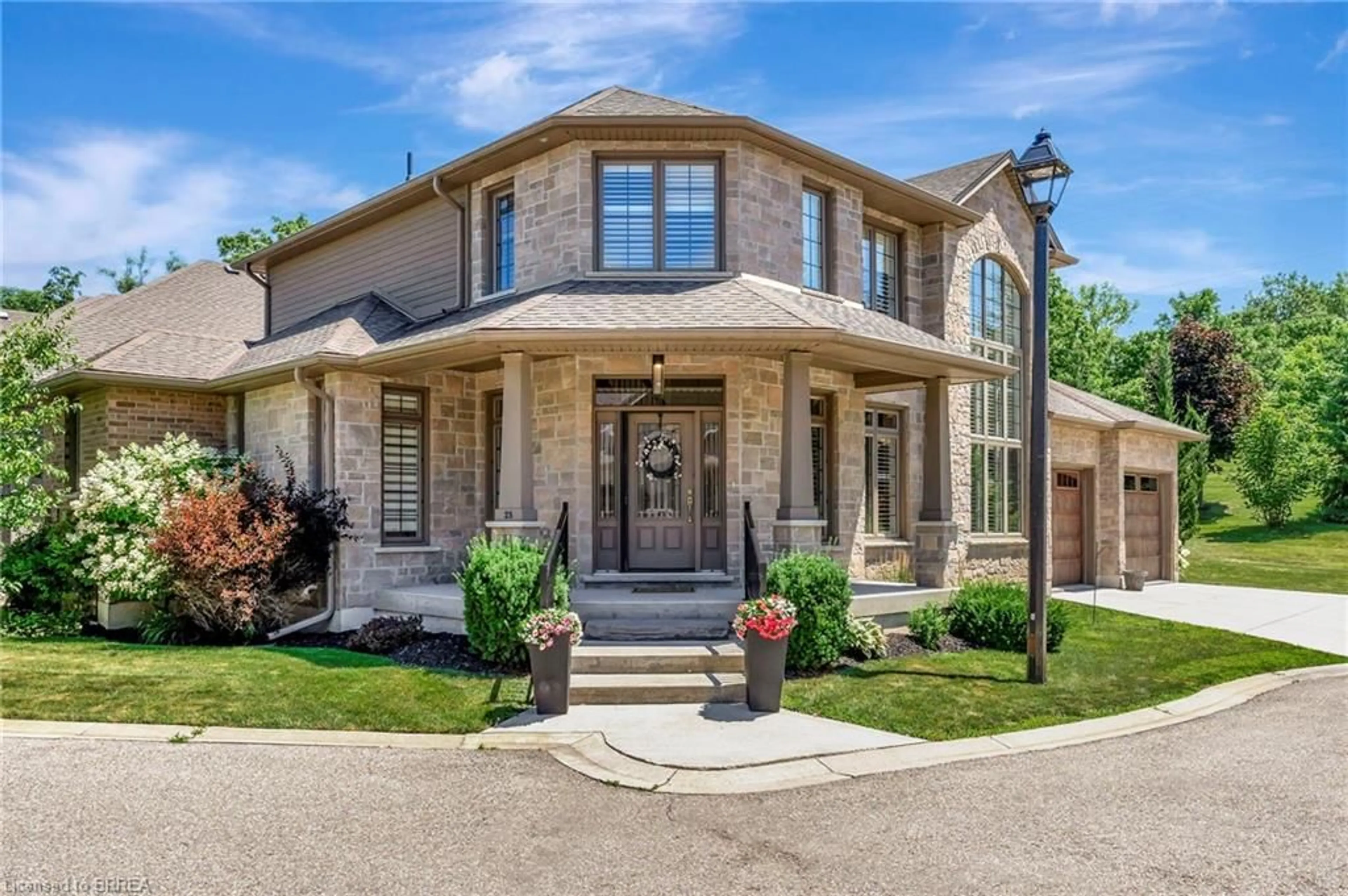 Home with brick exterior material, street for 158 Willow St #23, Paris Ontario N3L 0C5