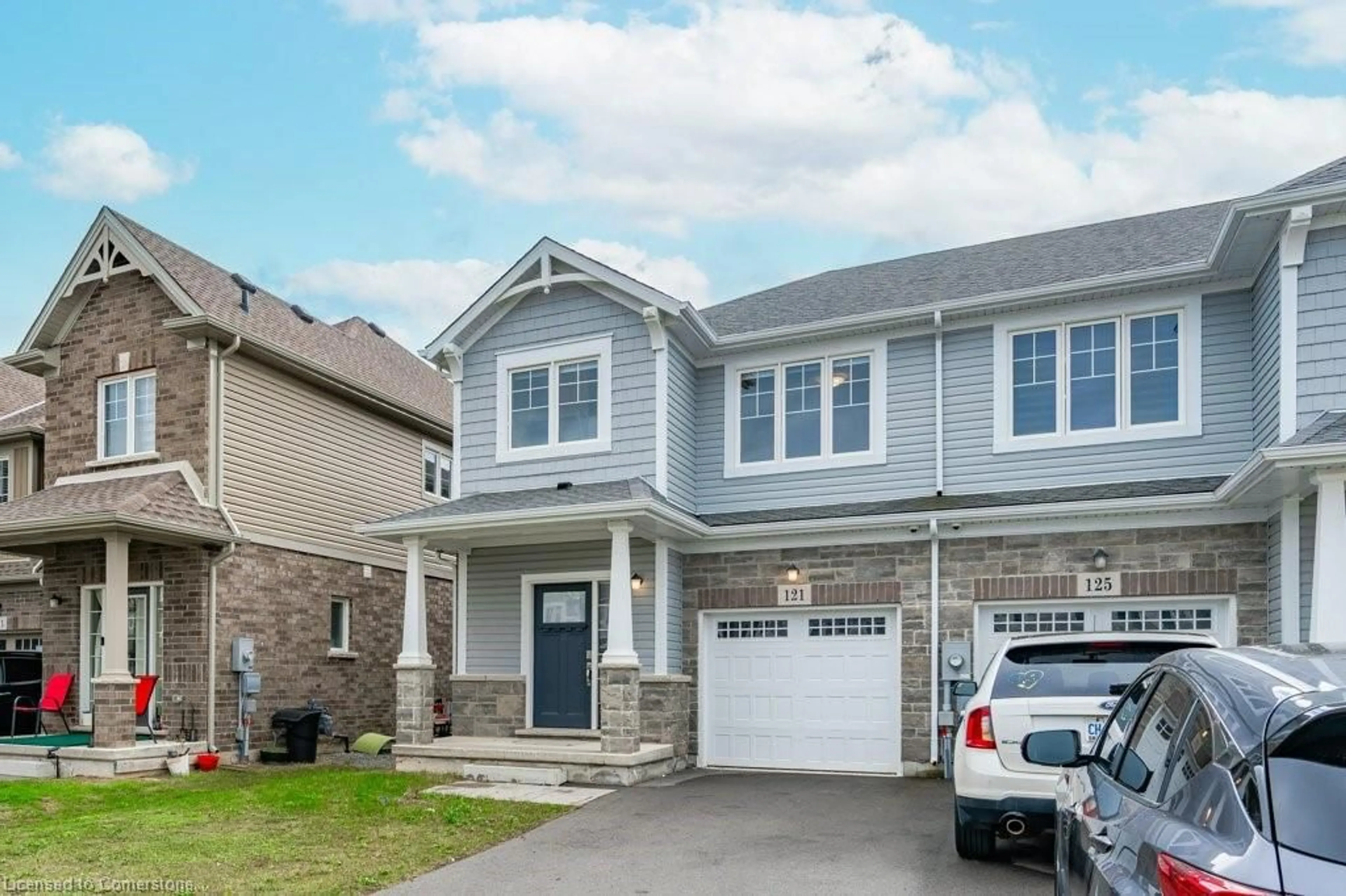 Home with vinyl exterior material, street for 121 Sunflower Pl, Welland Ontario L3C 0H9