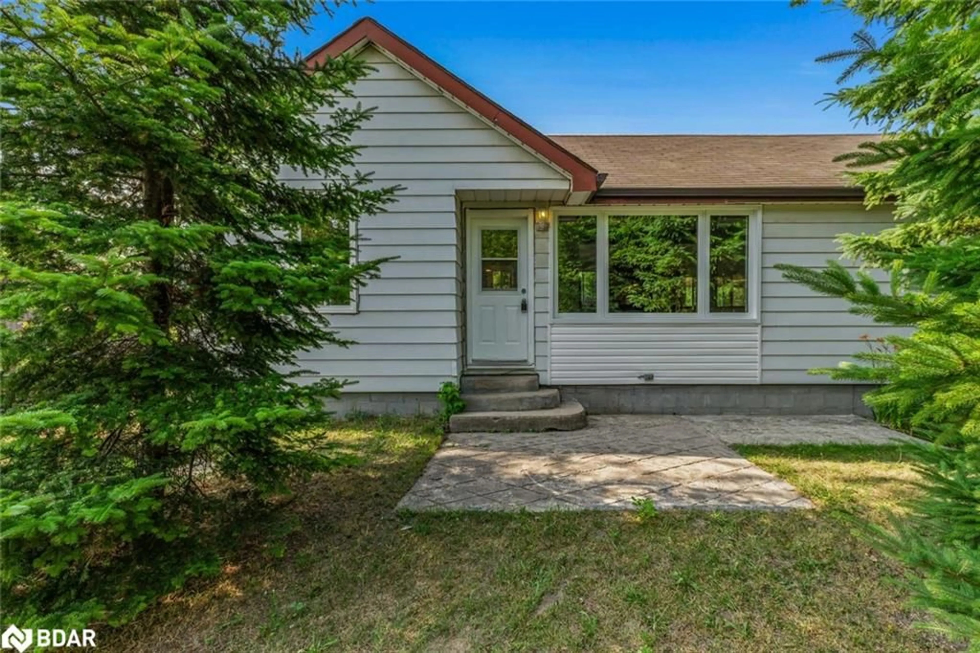 Unknown for 336 Tiffin St, Barrie Ontario L4N 9W7