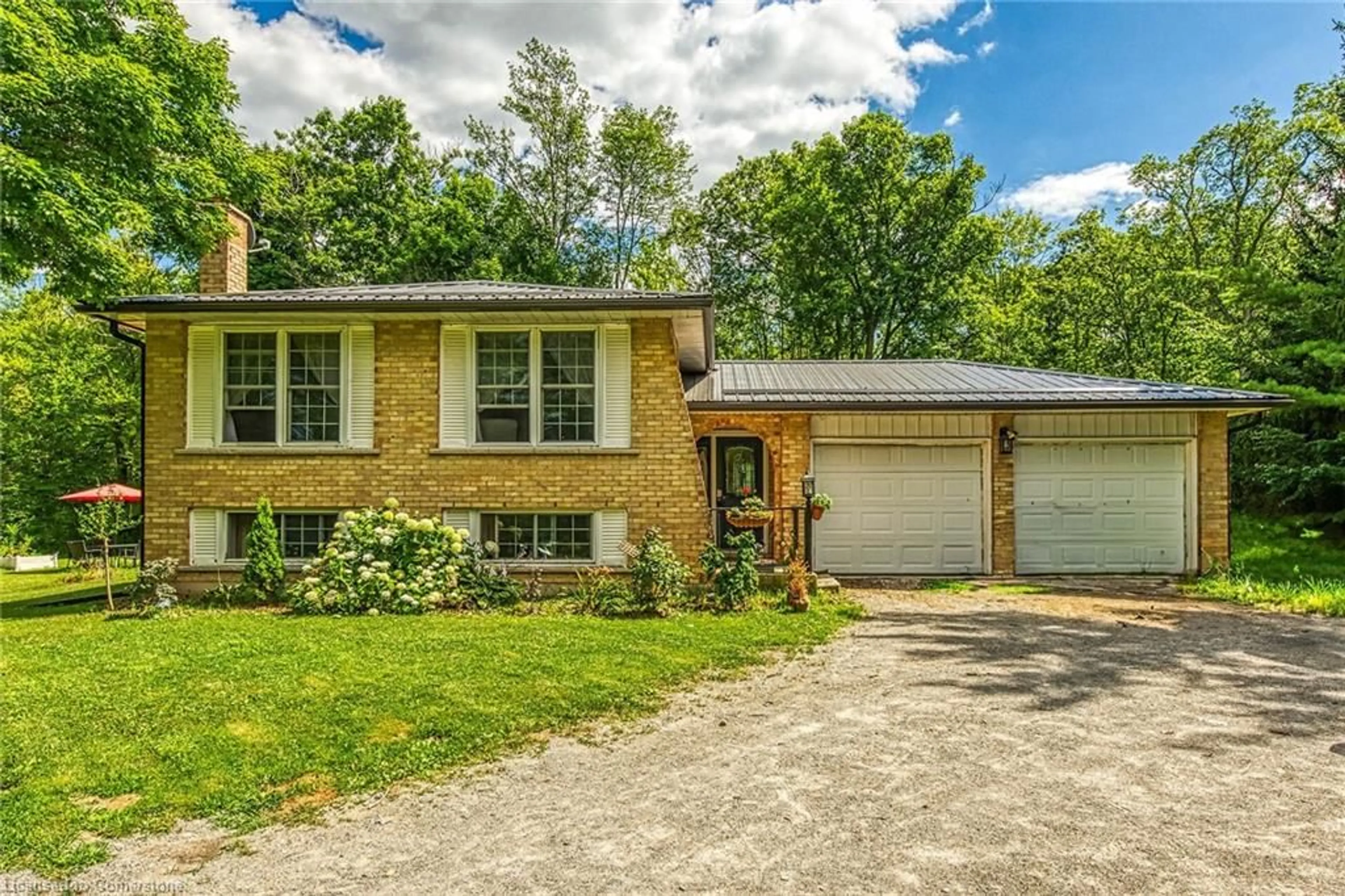 Home with brick exterior material, street for 118 Concession 1 Rd, Canfield Ontario N0A 1C0