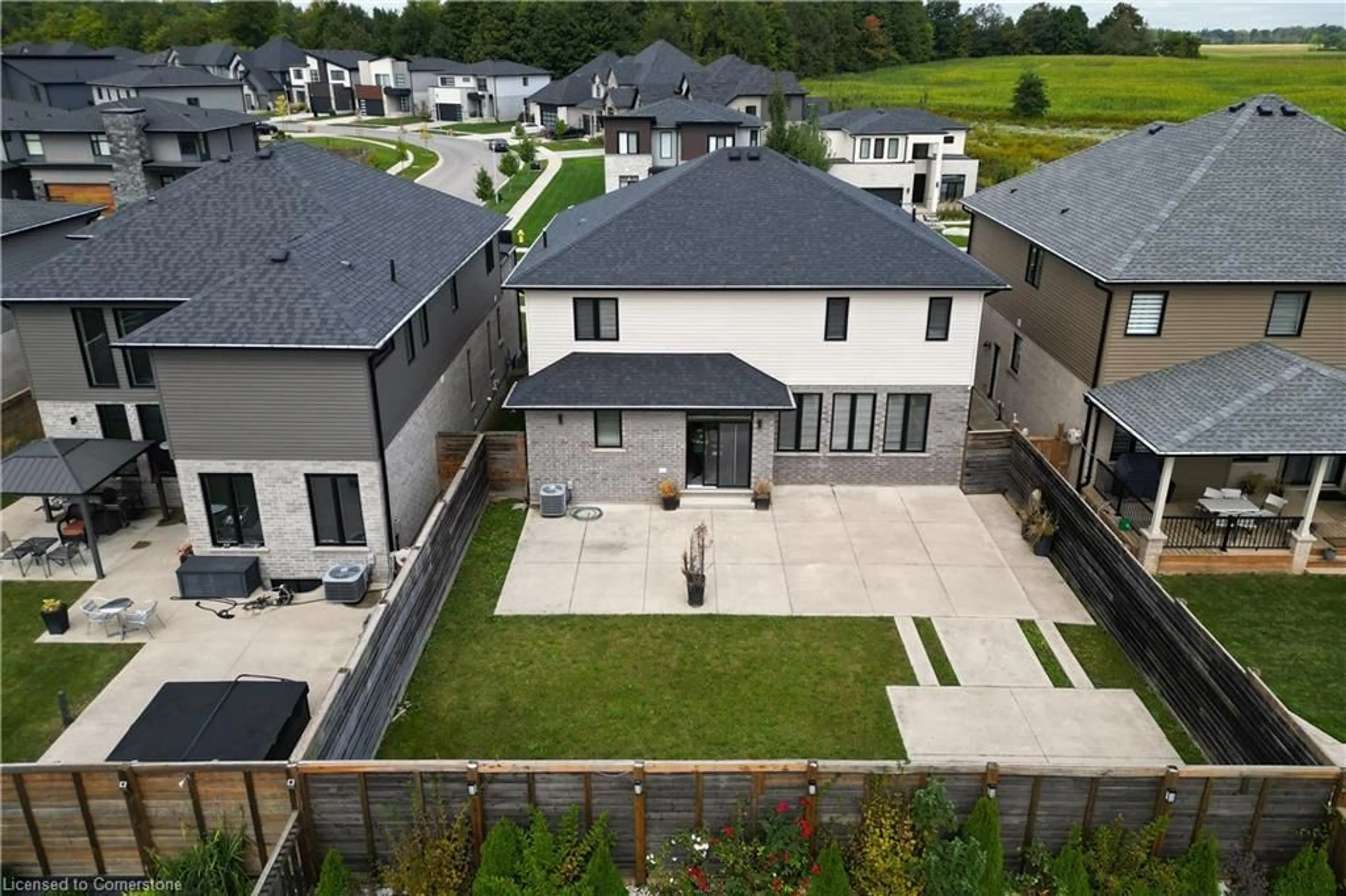 A pic from outside/outdoor area/front of a property/back of a property/a pic from drone, unknown for 2025 Bakervilla St, London Ontario N6P 0E9
