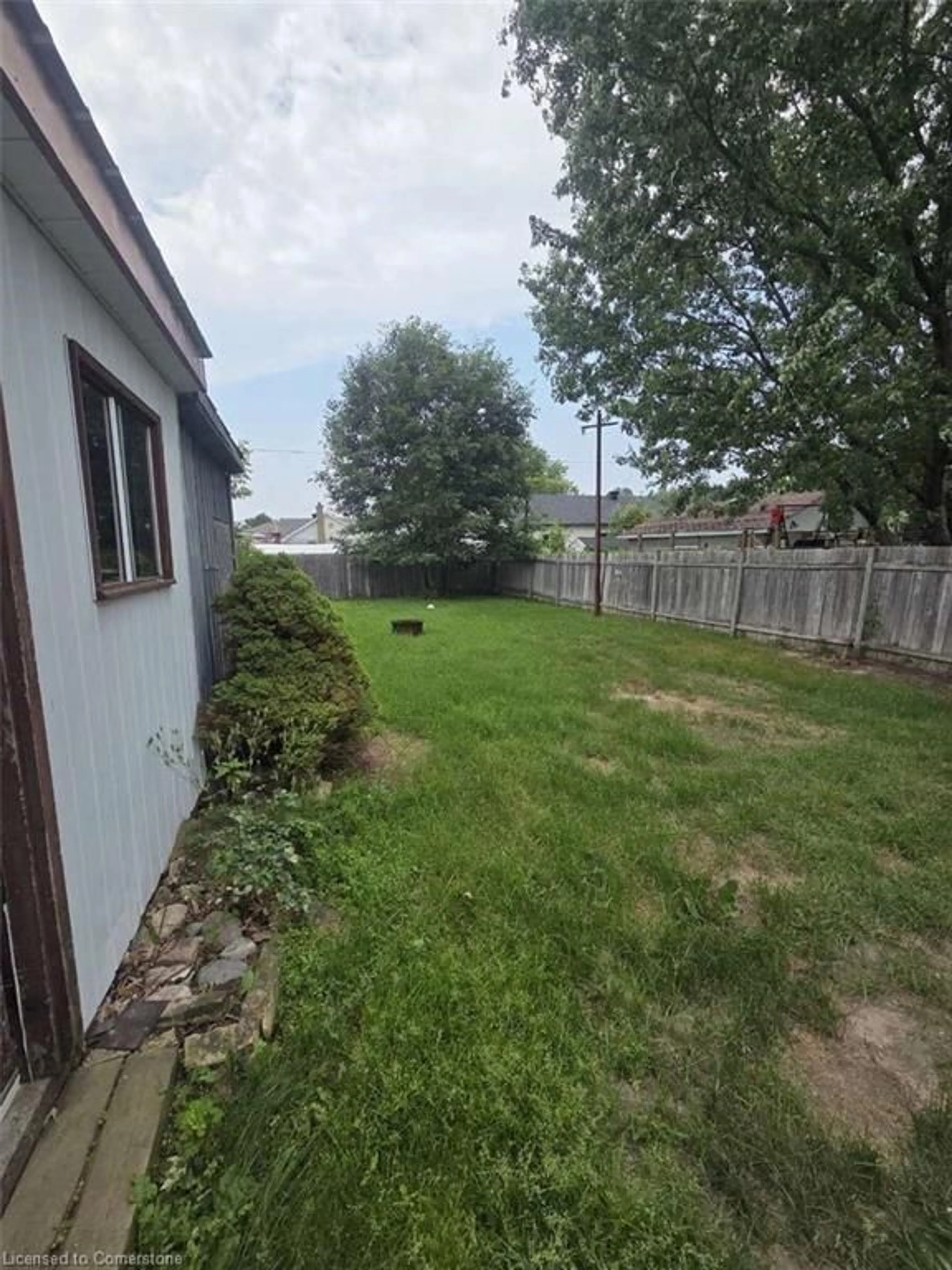 Unknown for 19 Lawrence St, Garson Ontario P3L 1J7